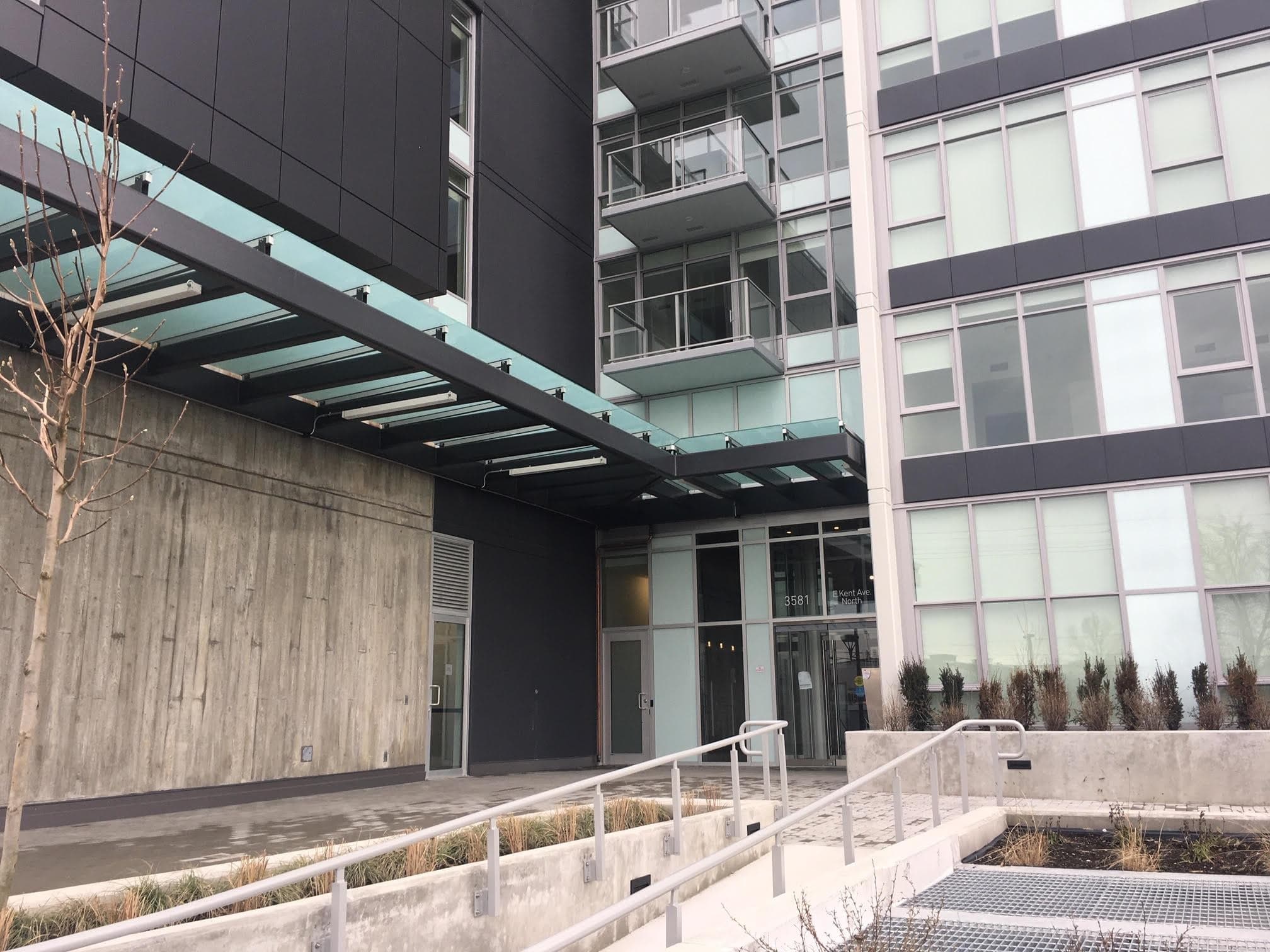 1002 - 3581 E Kent Avenue North Avenue, Vancouver