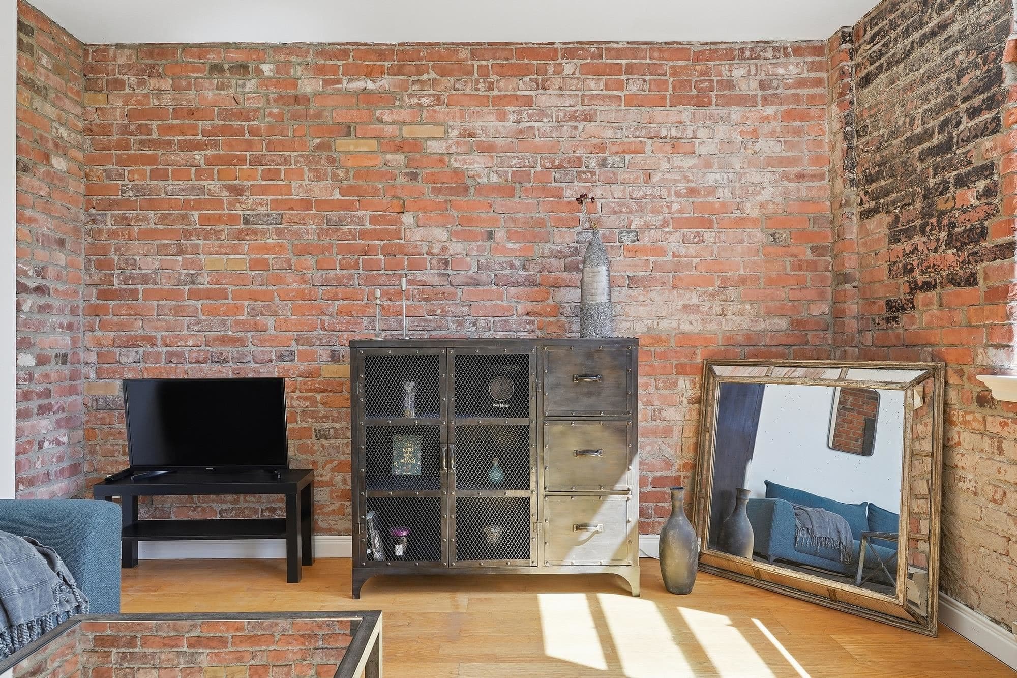 403 - 233 Abbott Street, Vancouver, V6B 2K7 — photo 3