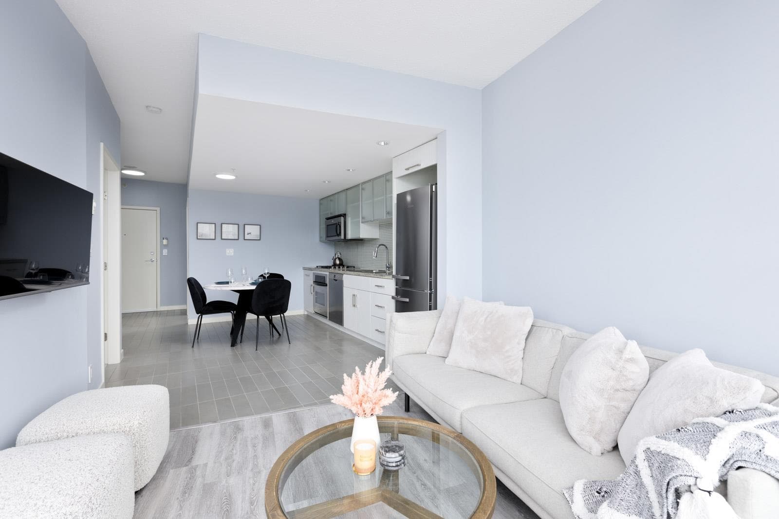 3207 - 33 Smithe Street, Vancouver, V6B 0B5 — photo 2