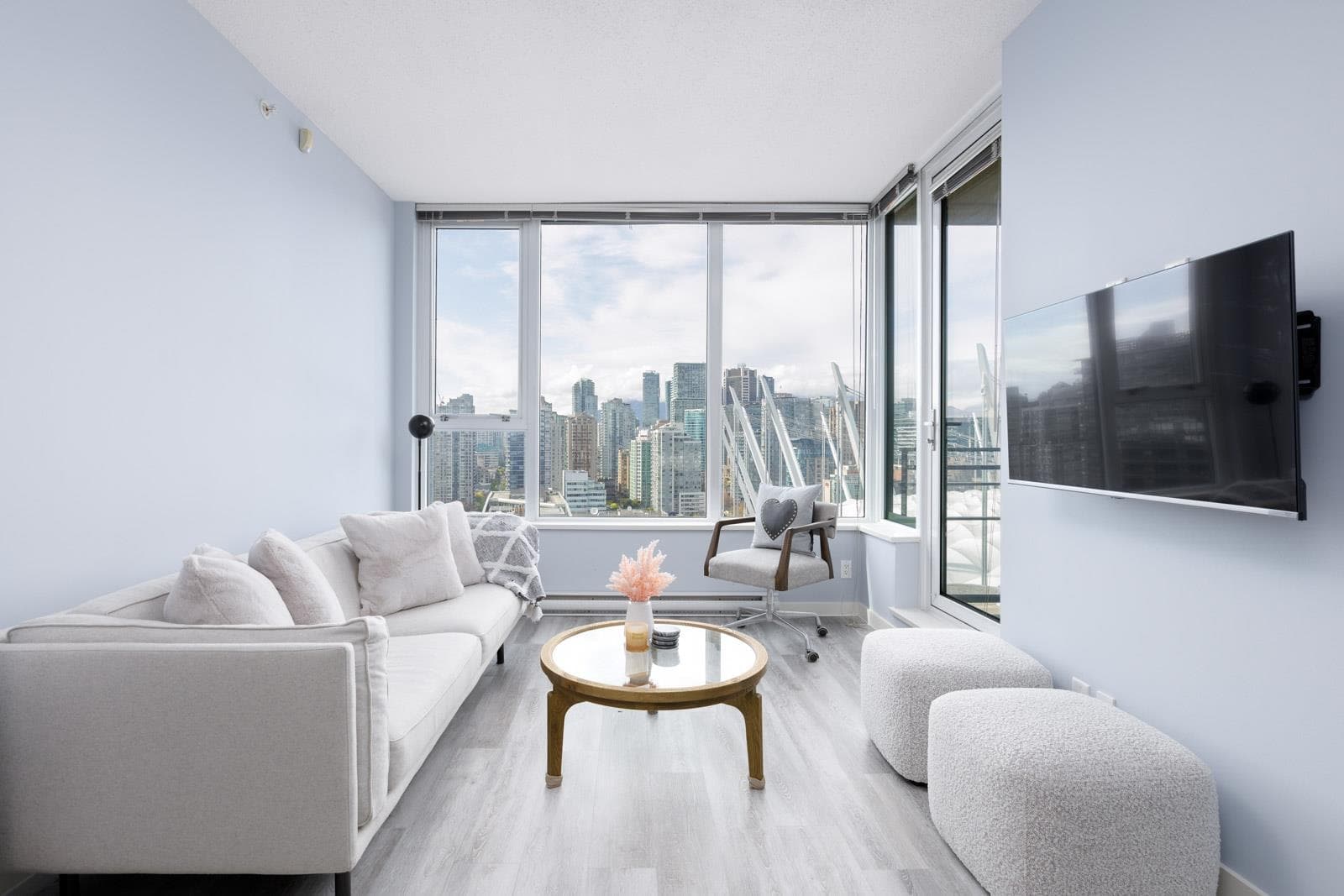 3207 - 33 Smithe Street, Vancouver