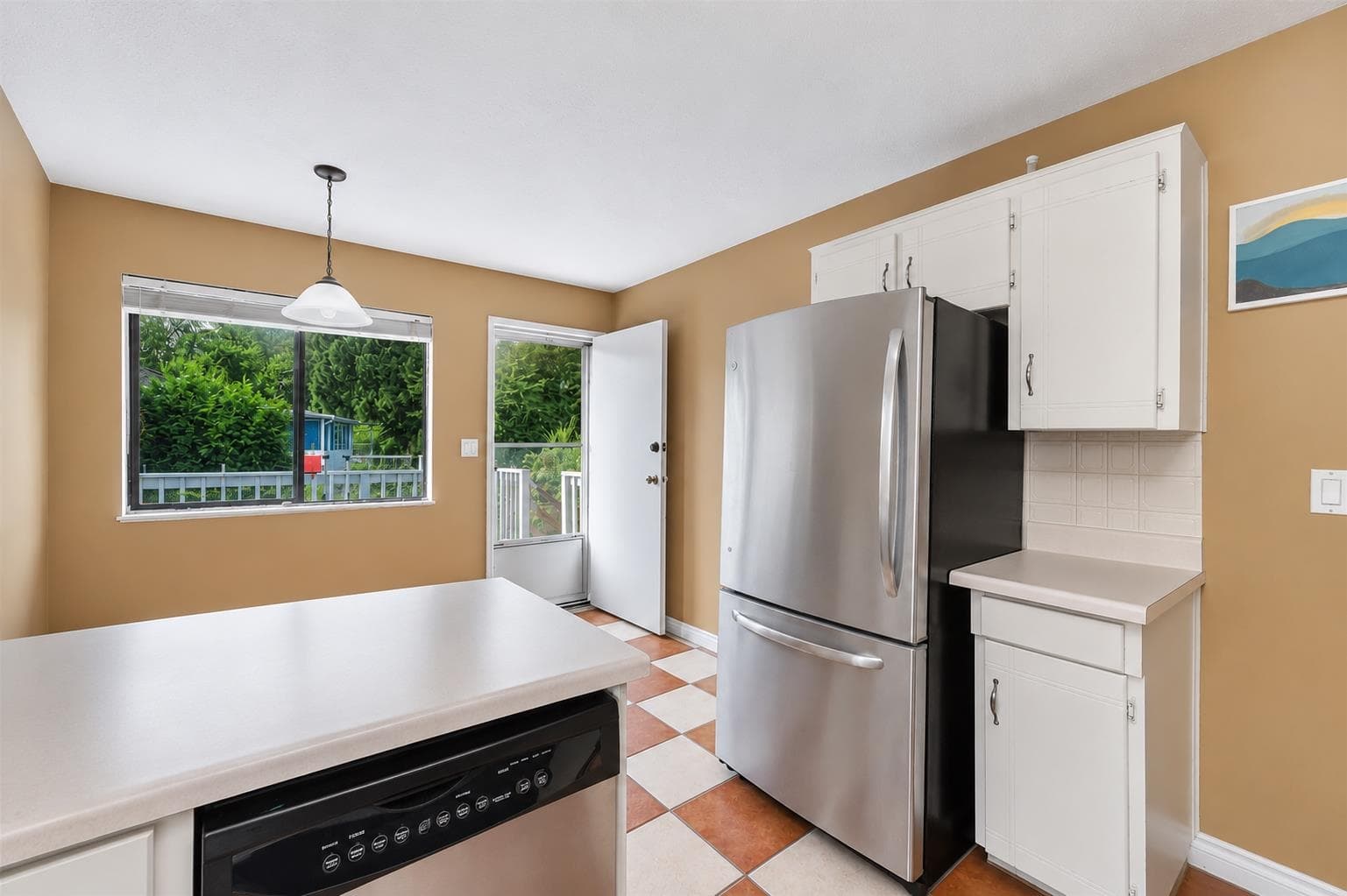 976 Hosmer Court, Coquitlam, V3C 4T8 — photo 3