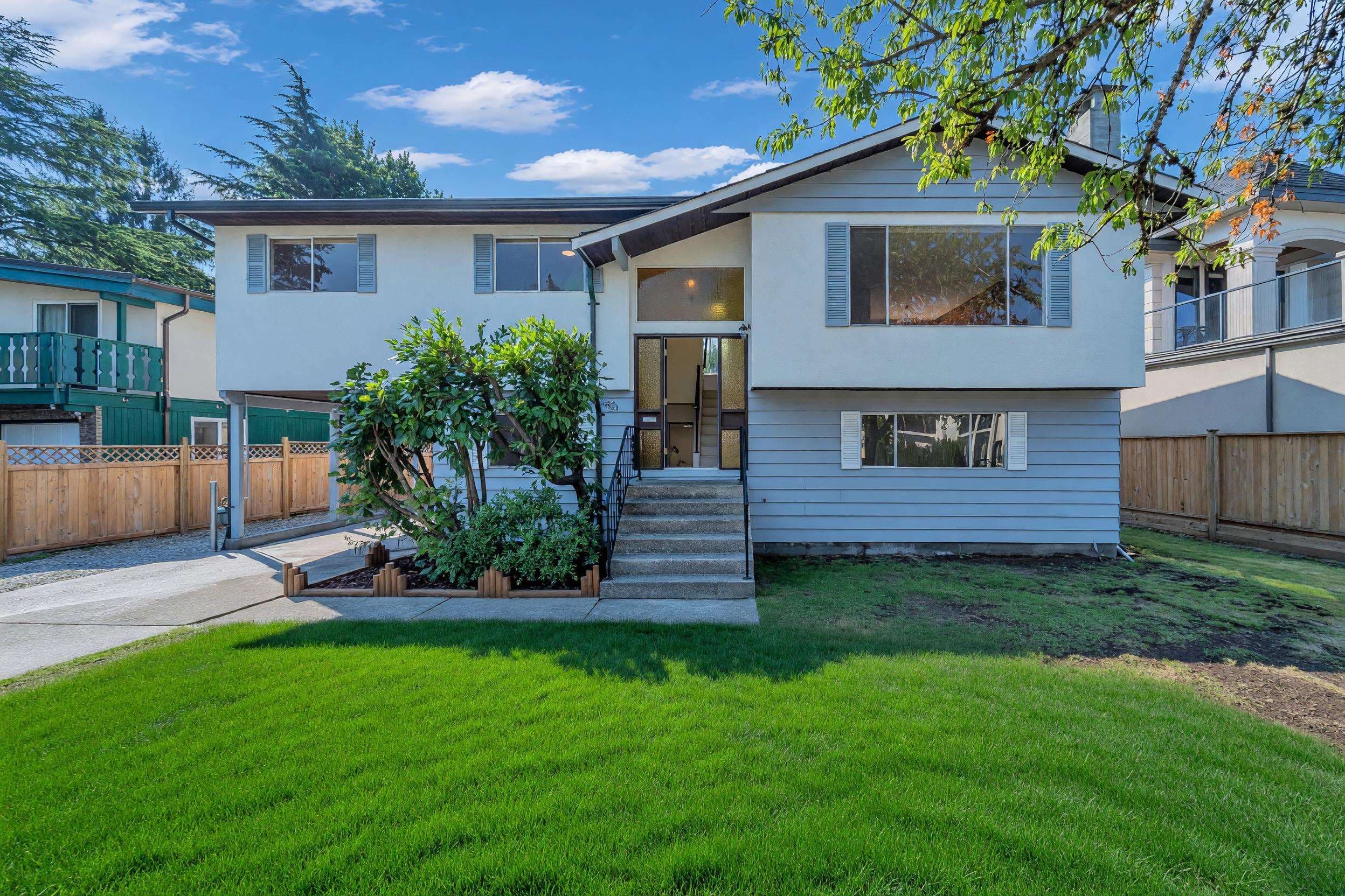 4951 Foxglove Crescent, Richmond, V7C 2K4 — photo 1
