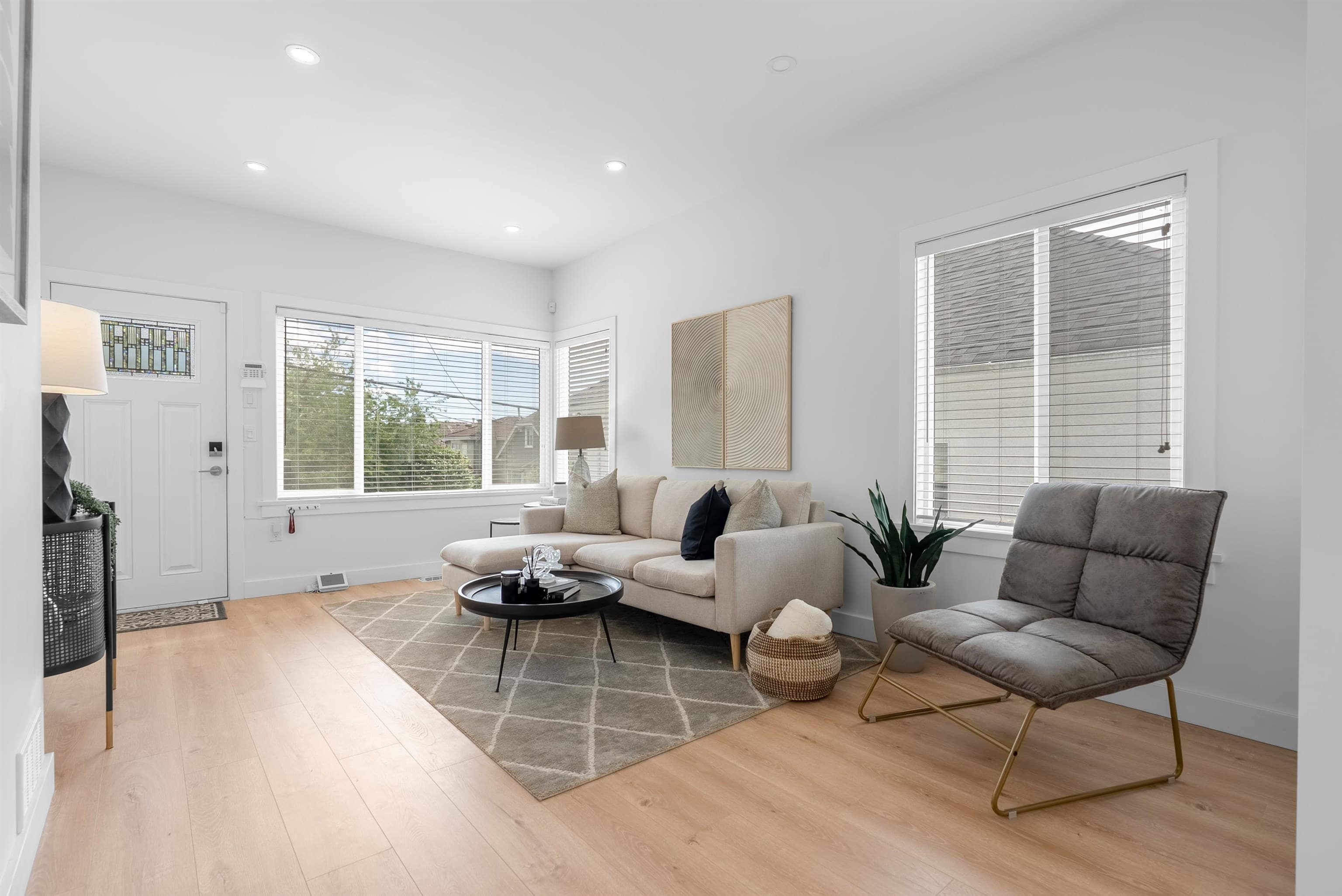 2617 Turner Street, Vancouver, V5K 2G1 — photo 2