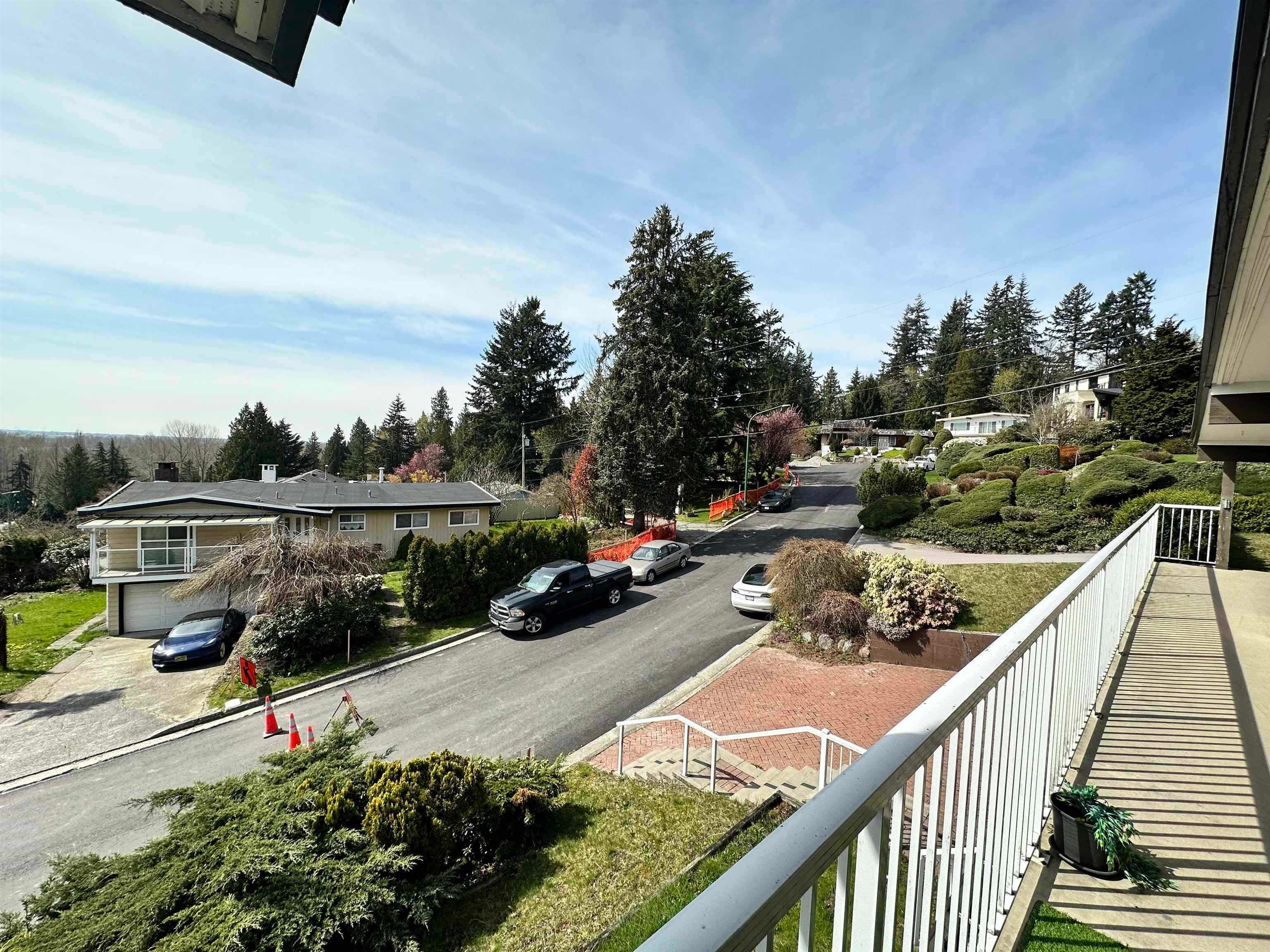 Basement - 4897 Patrick Pl, Burnaby, V5J 3A5 — photo 4