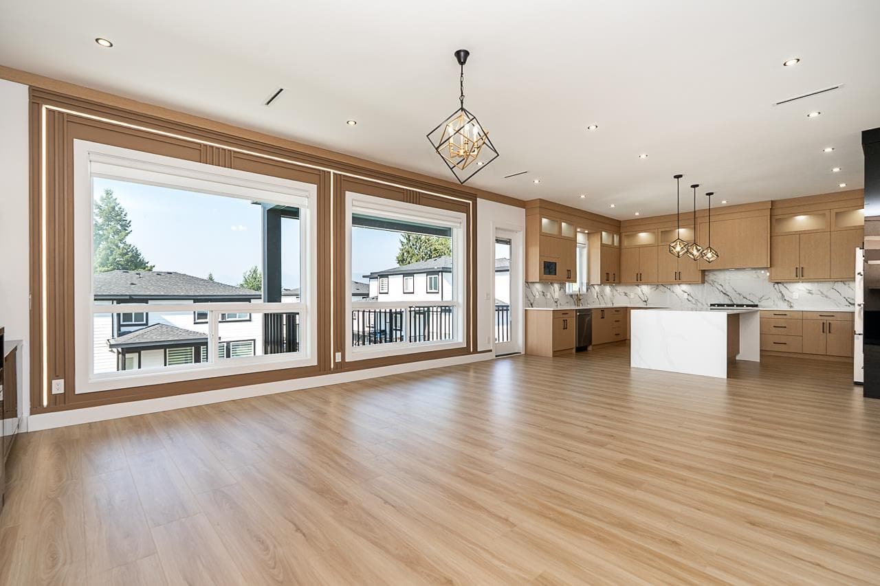 13979 113 Avenue, Surrey, V3R 2K2 — photo 5
