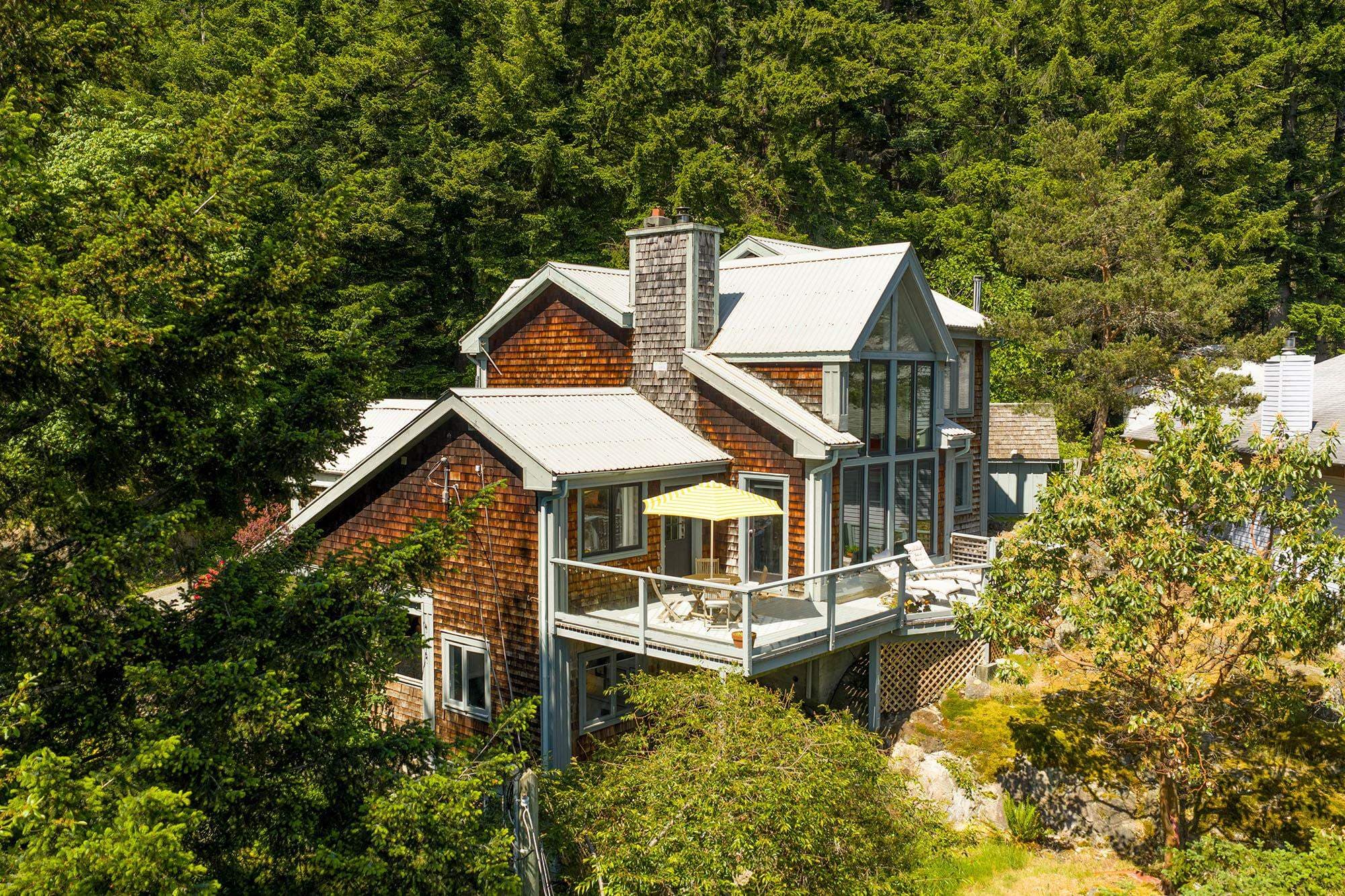 342 Creek Road, Bowen Island, V0N 1G1 — photo 2