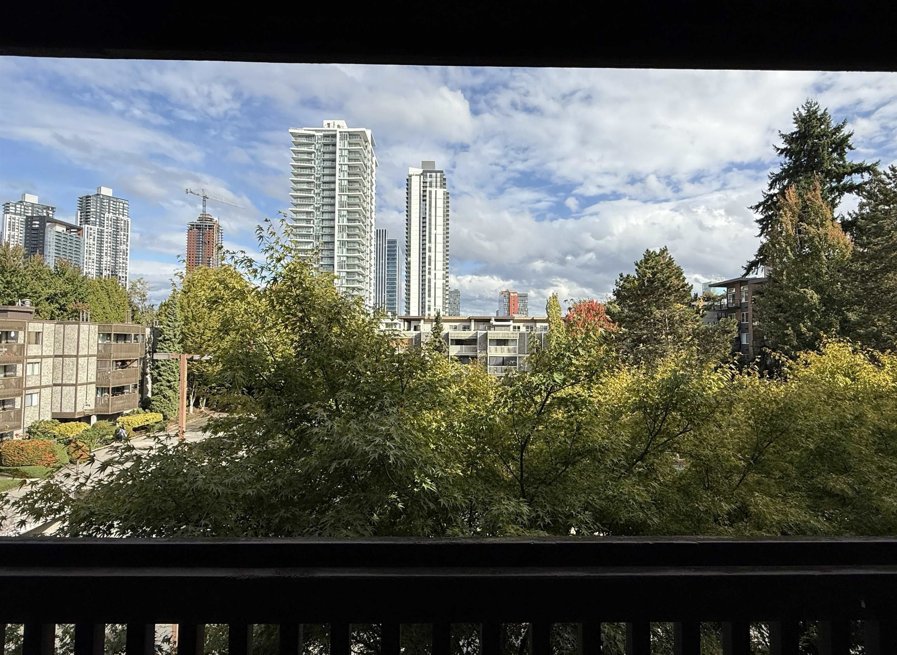 411 - 13501 96 Avenue, Surrey, V3V 7L9 — photo 2