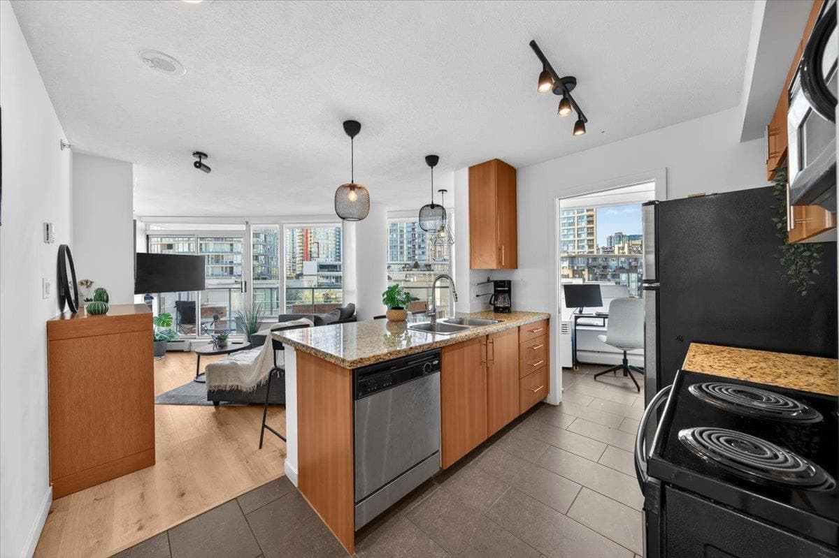 905 - 58 Keefer Place, Vancouver, V6B 0B8 — photo 4
