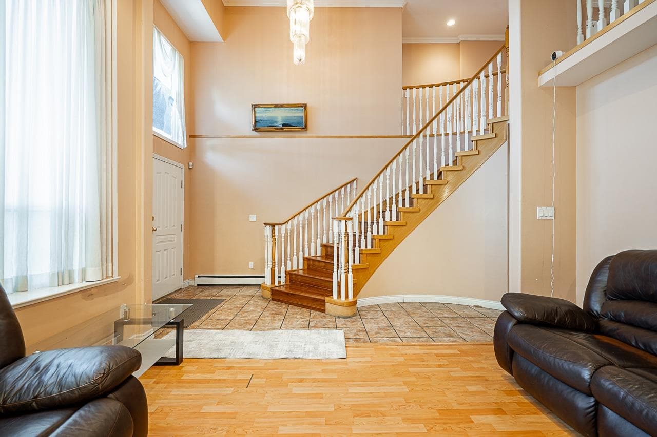 13107 74 Avenue, Surrey, V3W 1C3 — photo 5