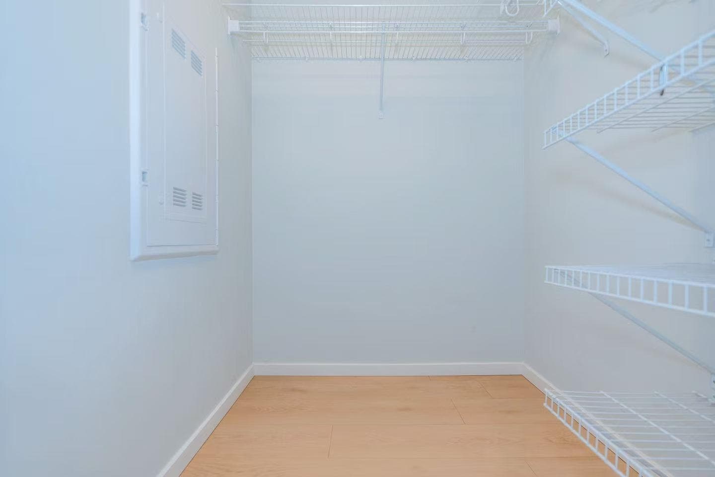 3603 - 5883 Barker Avenue, Burnaby, V5H 2M8 — photo 5