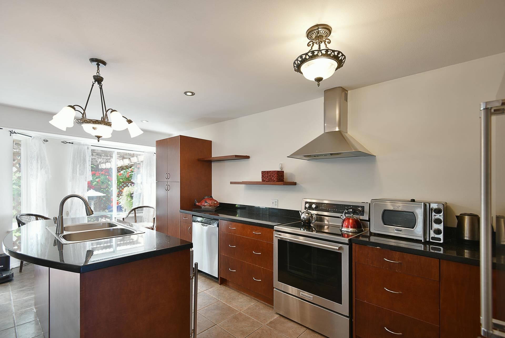 5875 Turnstone Crescent, Sechelt
