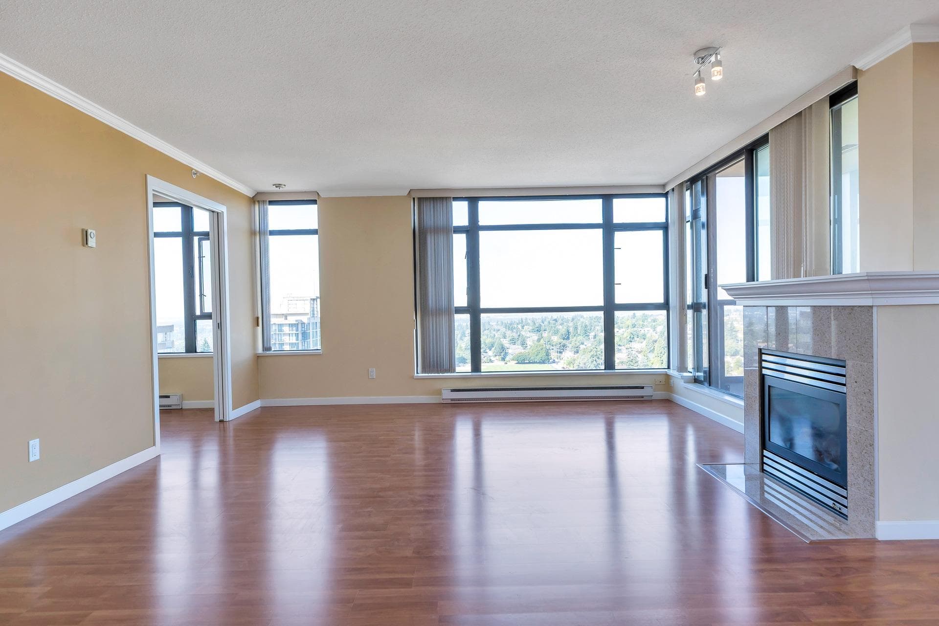 1903 - 615 Hamilton Street, New Westminster, V3M 7A7 — photo 5