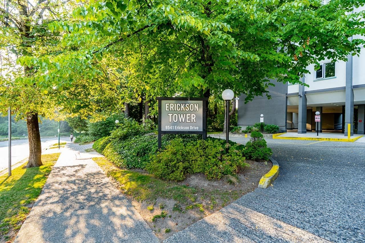704 - 9541 Erickson Drive, Burnaby, V3J 7N8 — photo 4