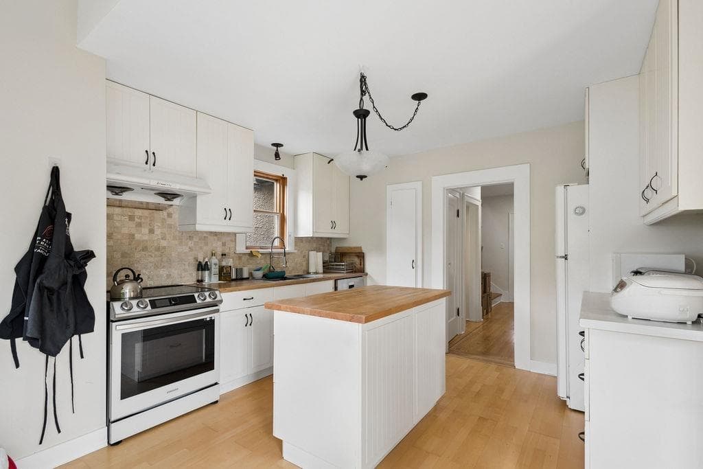 4620 W 7th Avenue, Vancouver, V6R 1X5 — photo 2