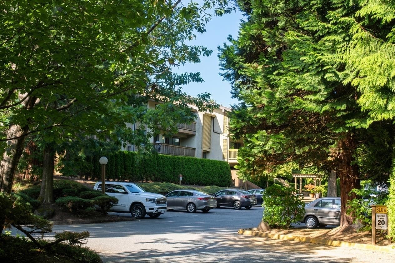 102 - 10061 150 Street, Surrey, V3R 4A7 — photo 3