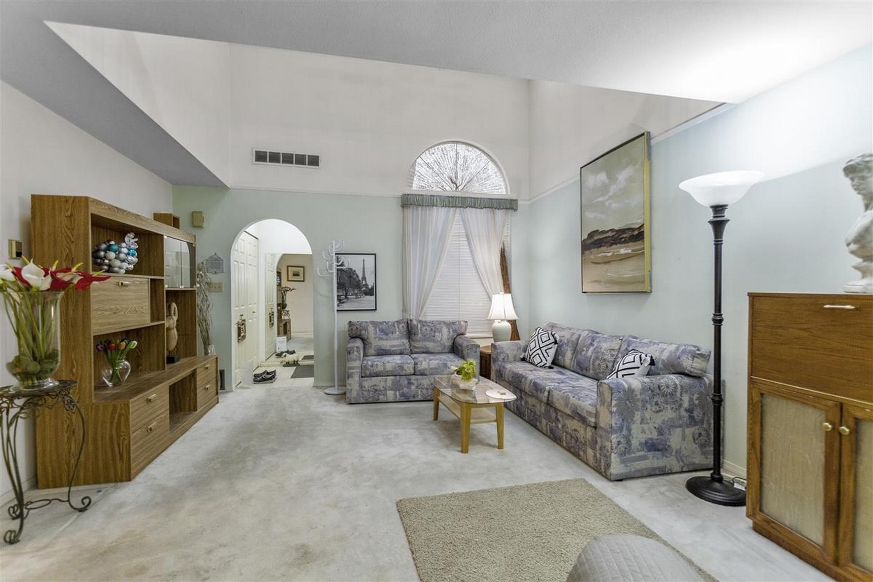 44 - 2865 Glen Drive, Coquitlam, V3B 6W3 — photo 4