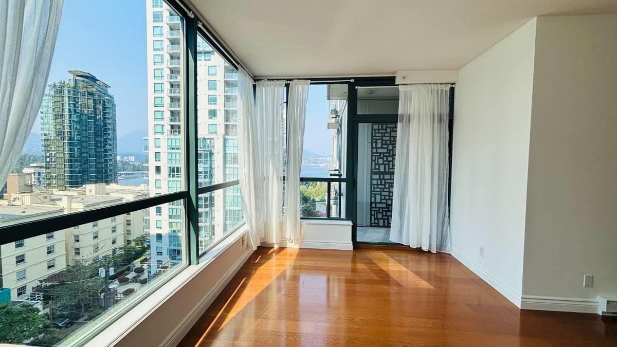705 - 1239 W Georgia Street, Vancouver