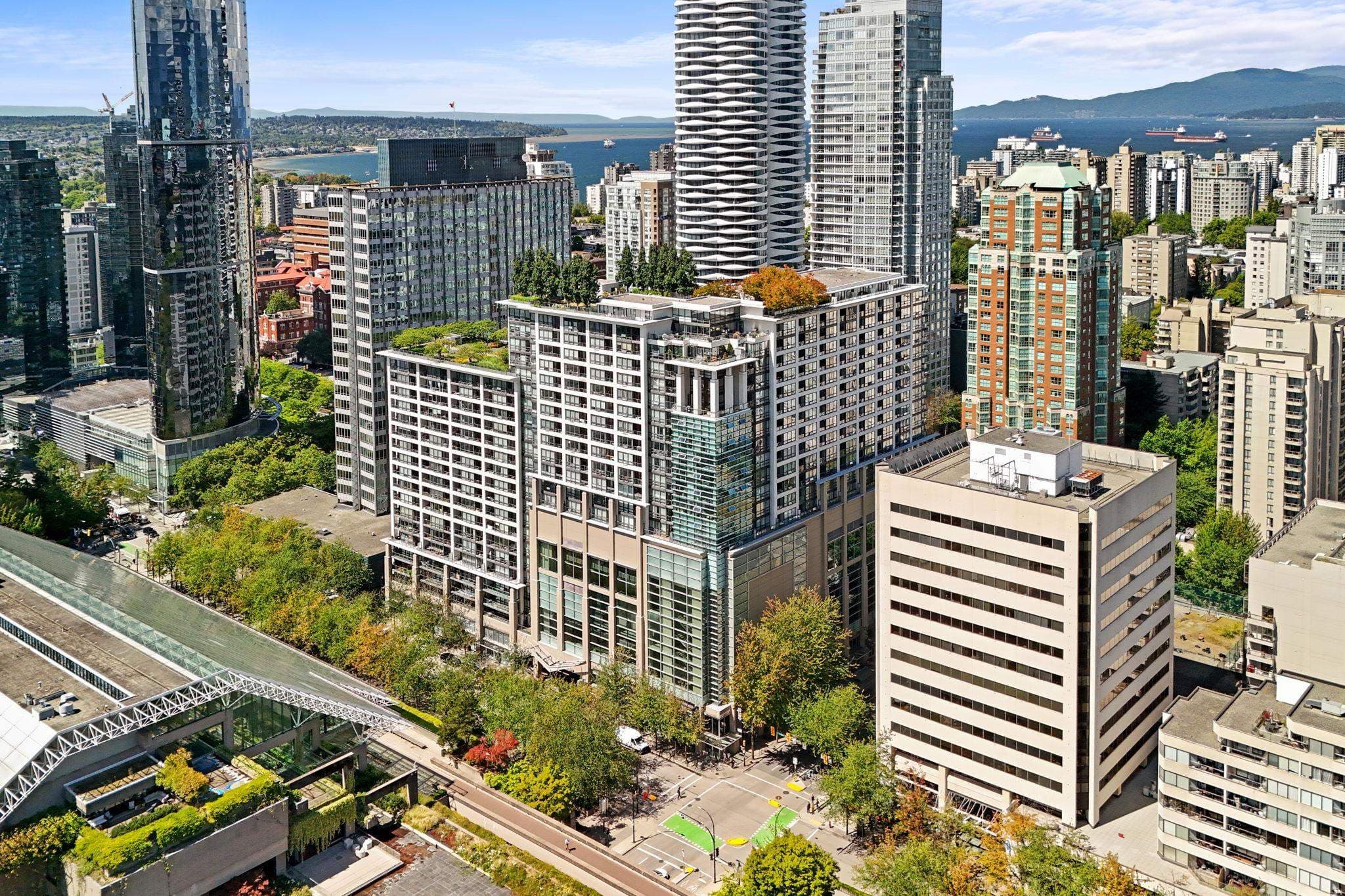 1321 - 938 Smithe Street, Vancouver, V6Z 3H8 — photo 2