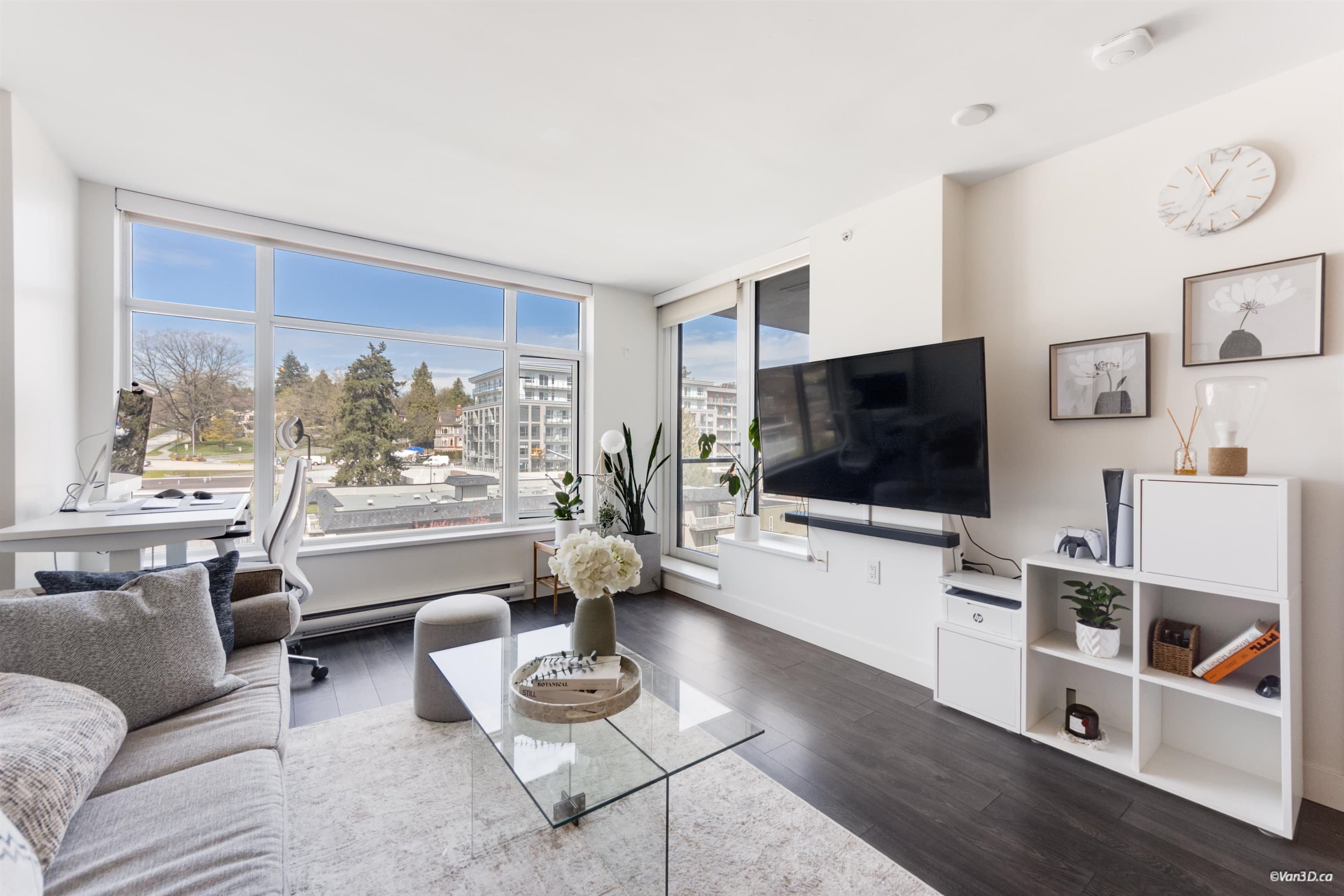 607 - 188 Agnes Street, New Westminster, V3L 0H6 — photo 2