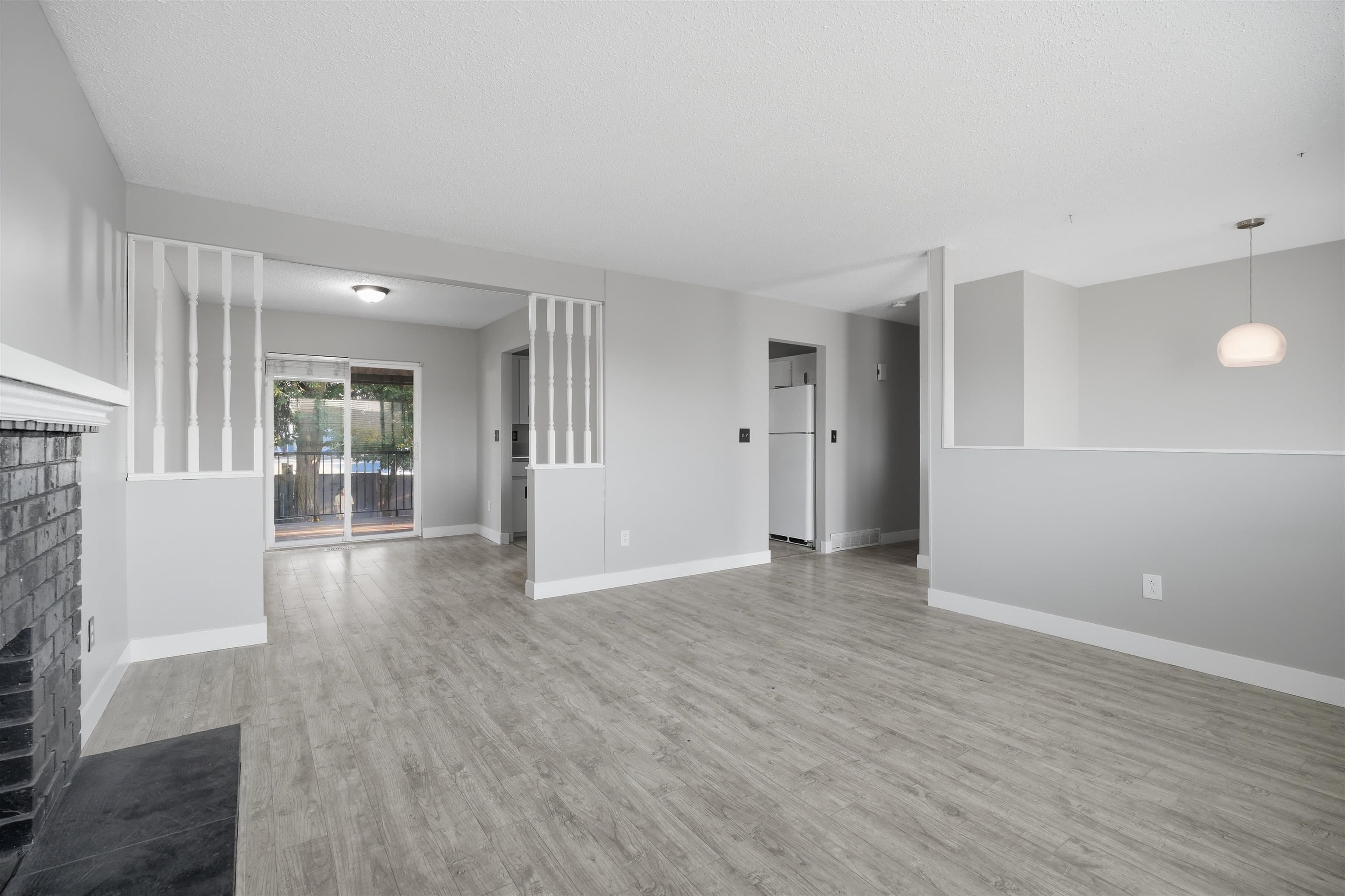 32082 Austin Avenue, Abbotsford, V2T 4P3 — photo 5
