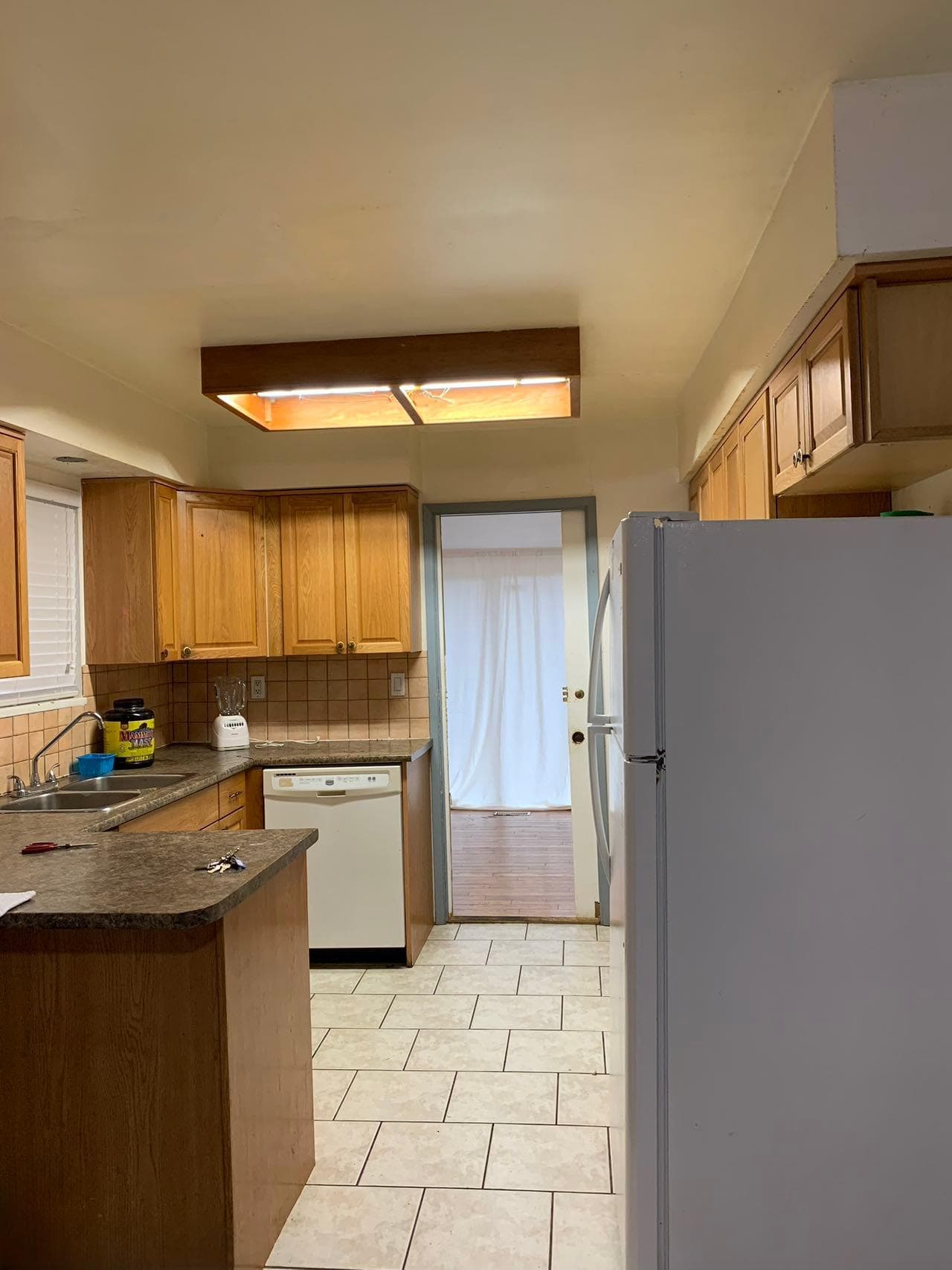 10000 132a Street, Surrey, V3T 3X6 — photo 2