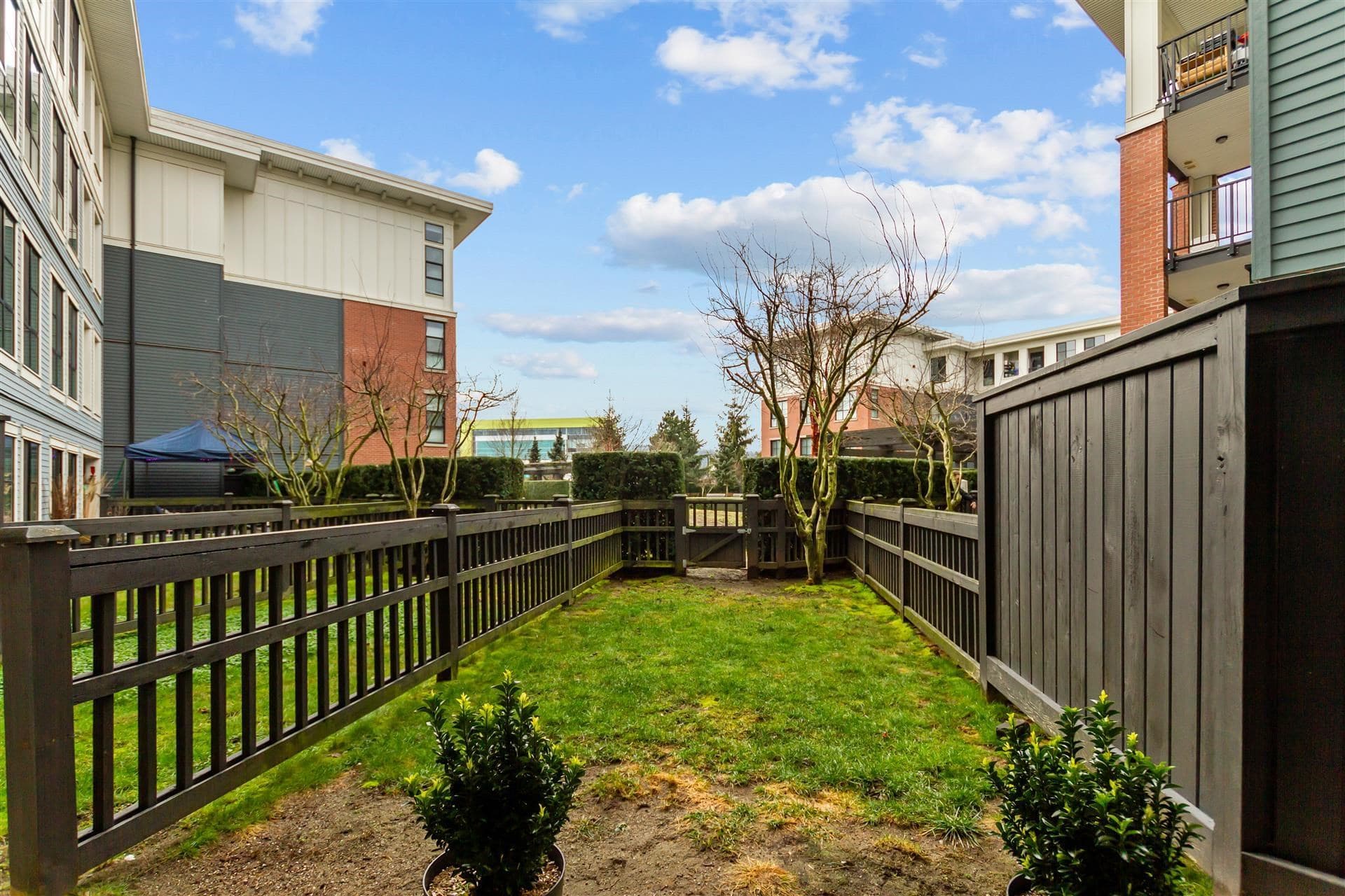132 - 15168 33 Avenue, Surrey, V3Z 0N7 — photo 1