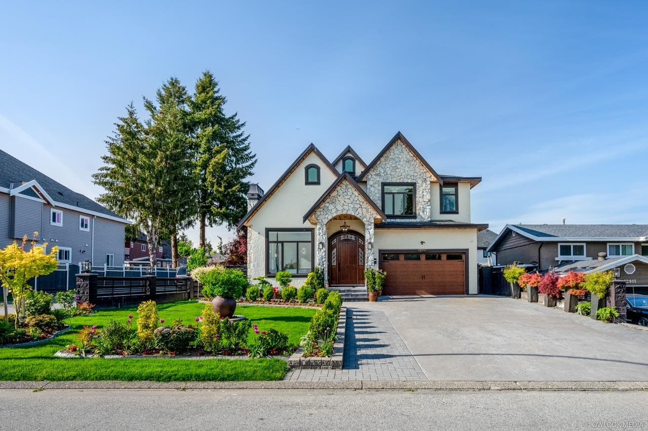 12901 92a Avenue, Surrey, V3V 1K1 — photo 2