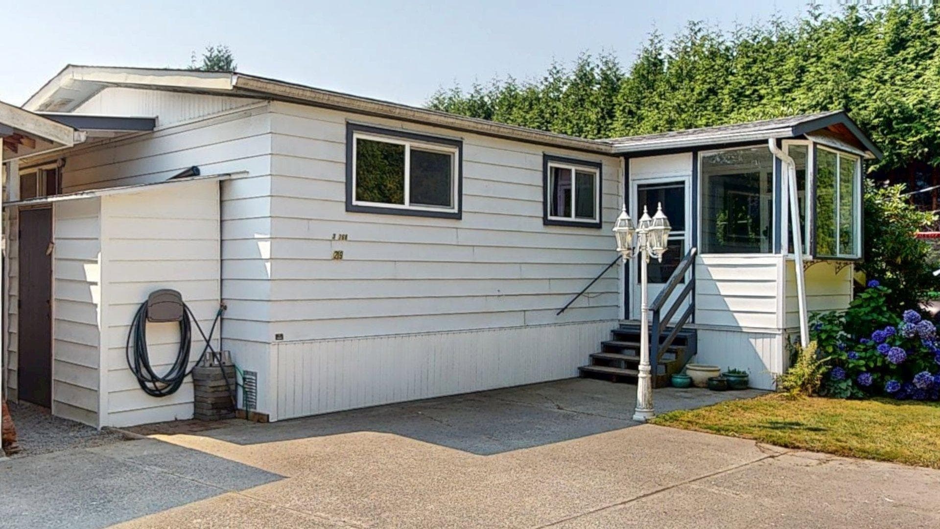 29 - 39768 Government Road, Squamish, V8B 0G3 — photo 2
