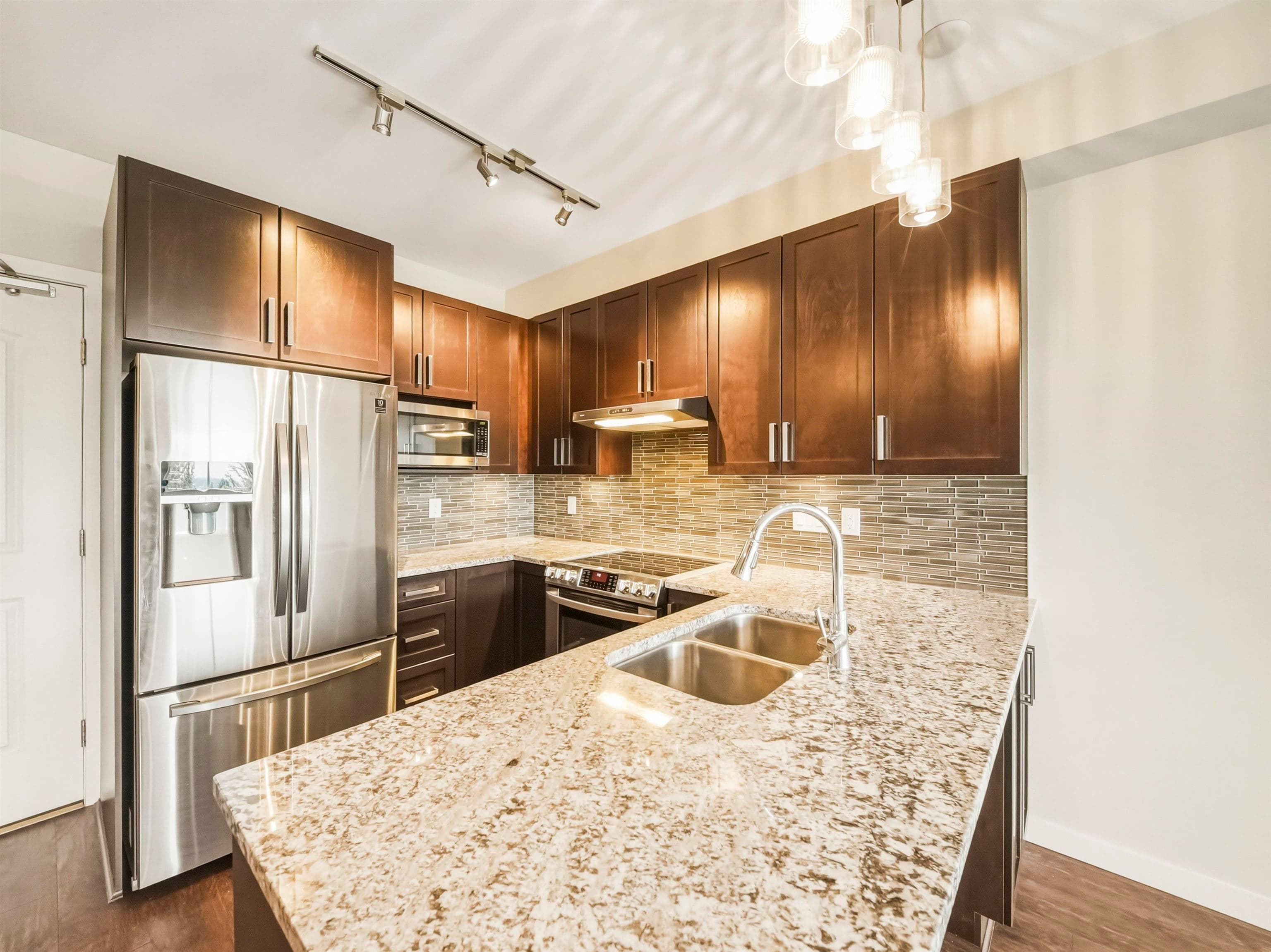 319 - 6480 194 Street, Surrey, V4N 6J9 — photo 5