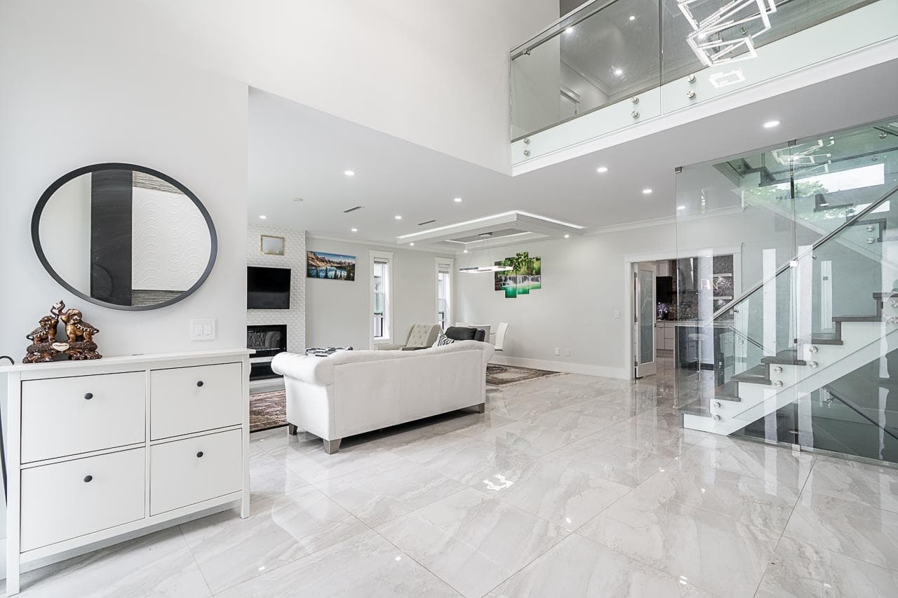 9417 132a Street, Surrey, V3V 6W3 — photo 4
