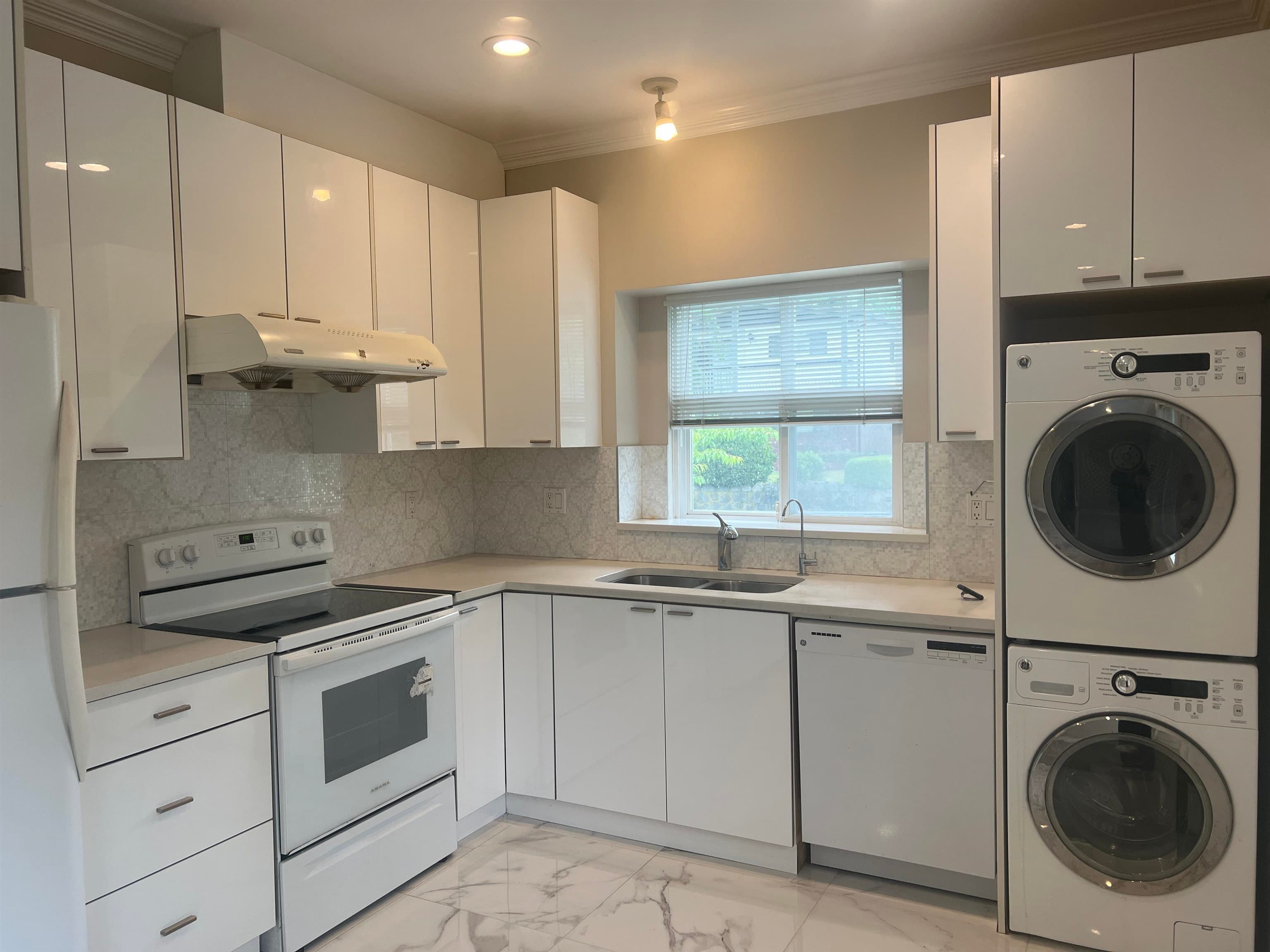 MF - 8006 Cartier Street, Vancouver, V6P 5T5 — photo 4