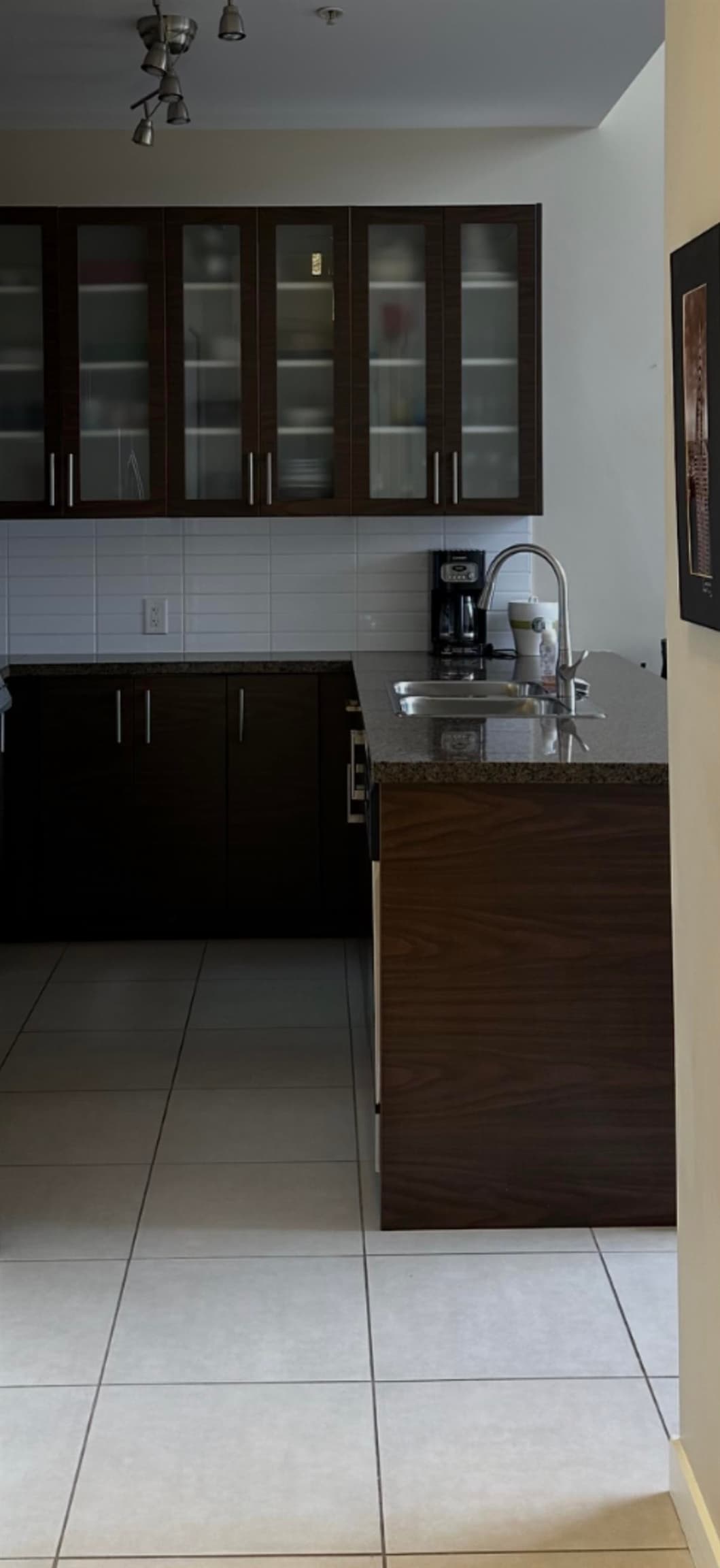 TH17 - 2345 Madison Avenue, Burnaby, V5C 0B4 — photo 3
