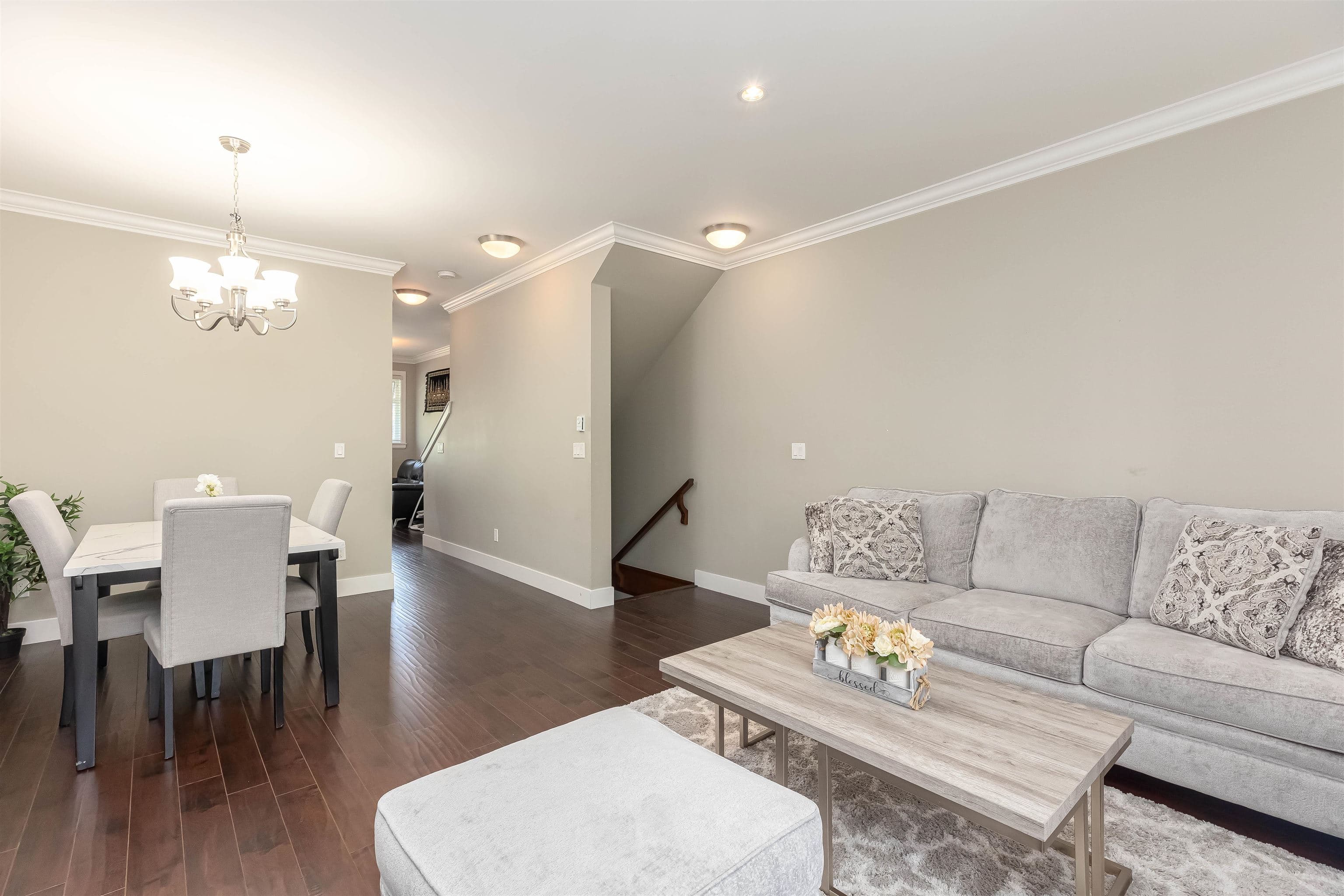 64 - 6383 140 Street, Surrey, V3W 0E9 — photo 3