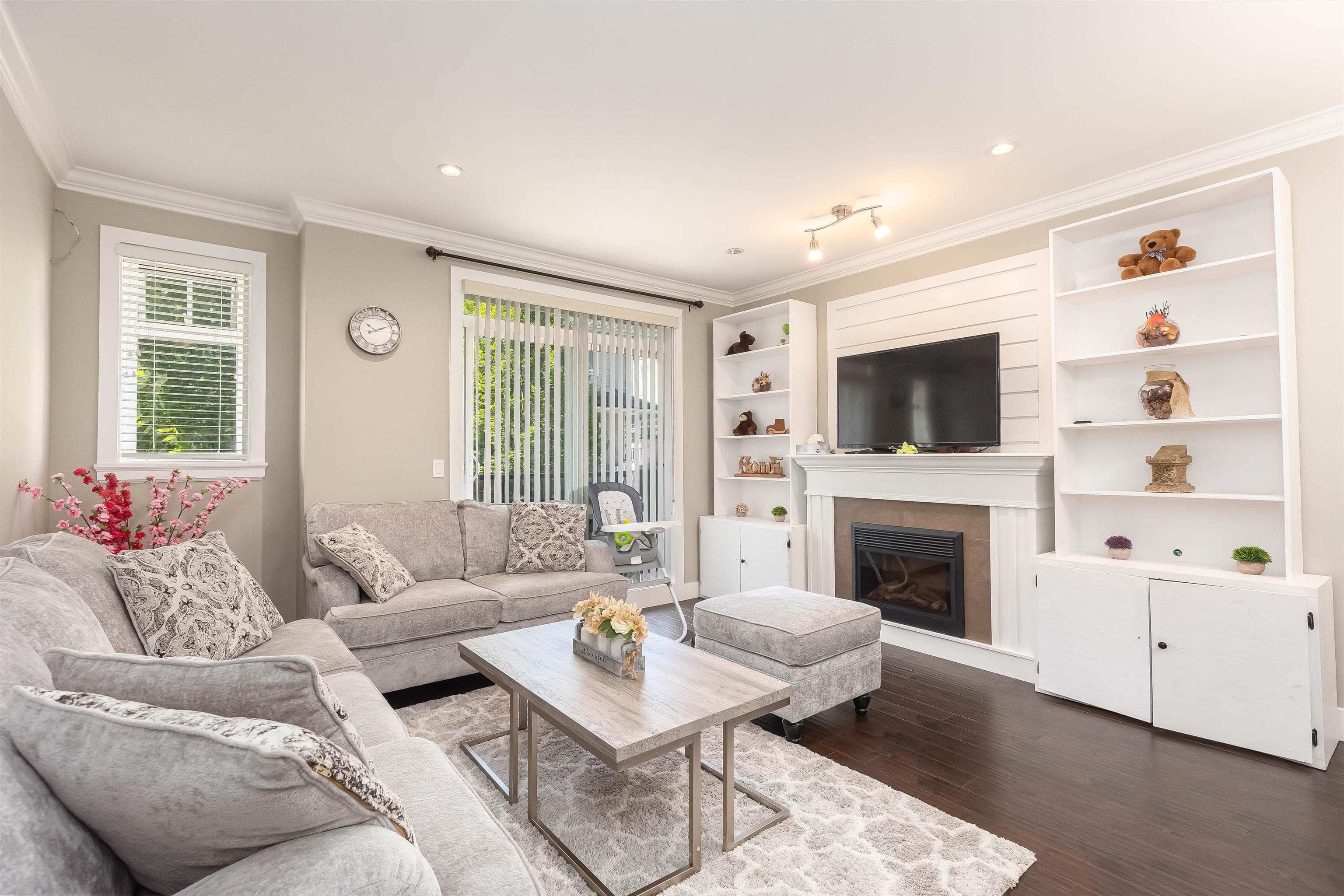 64 - 6383 140 Street, Surrey
