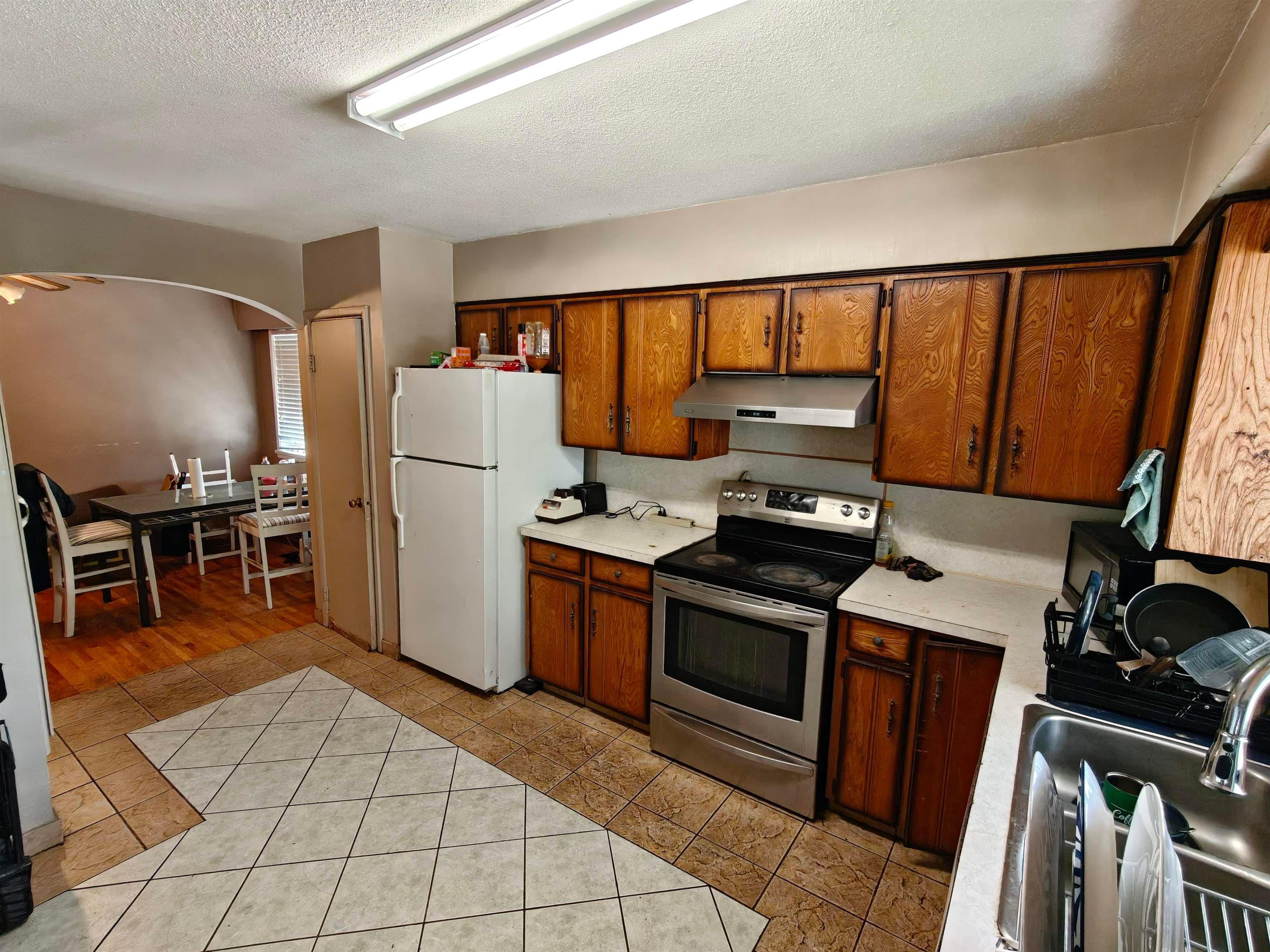2503 E 27th Avenue, Vancouver, V5R 1N2 — photo 2