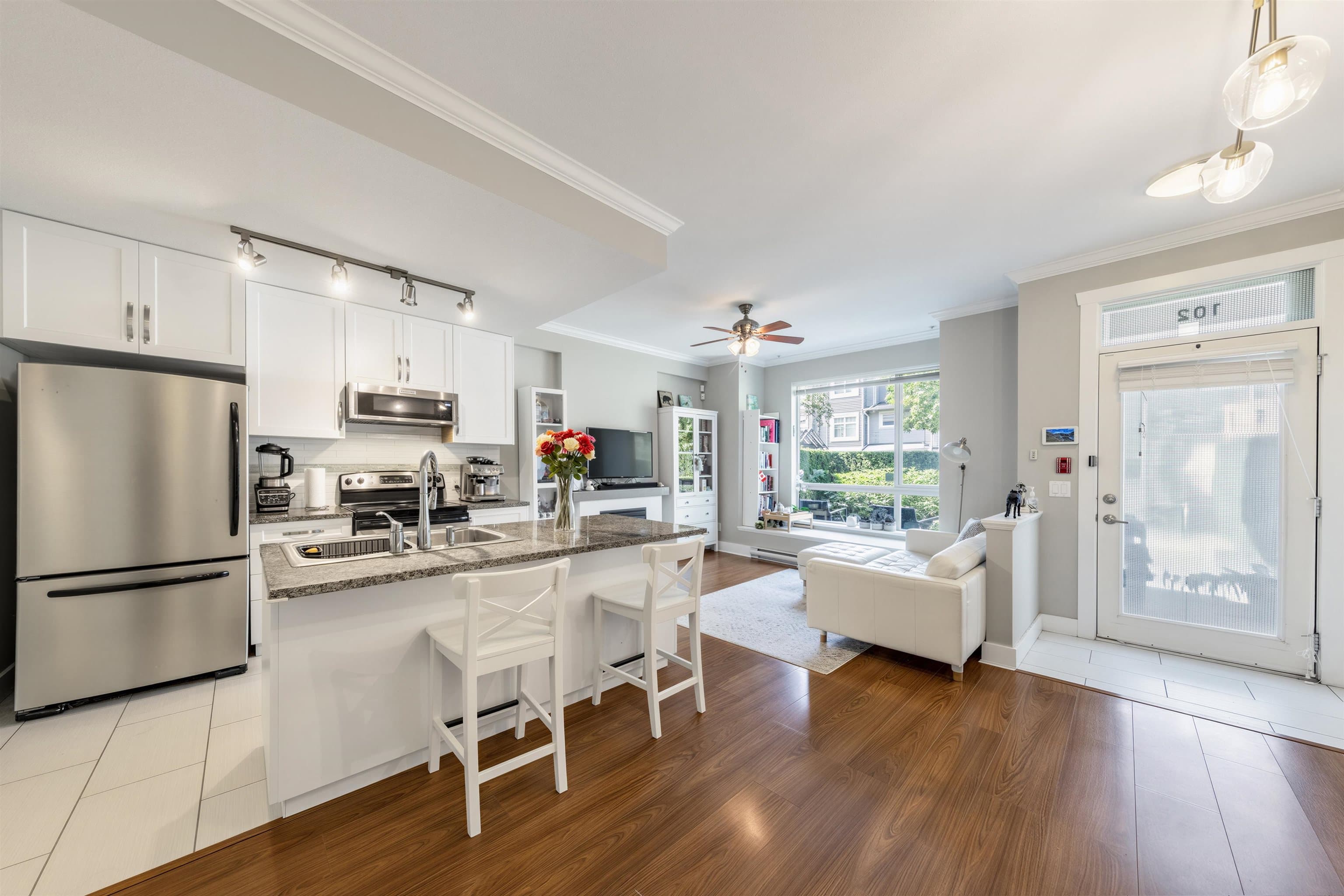 102 - 7418 Byrnepark Walk, Burnaby