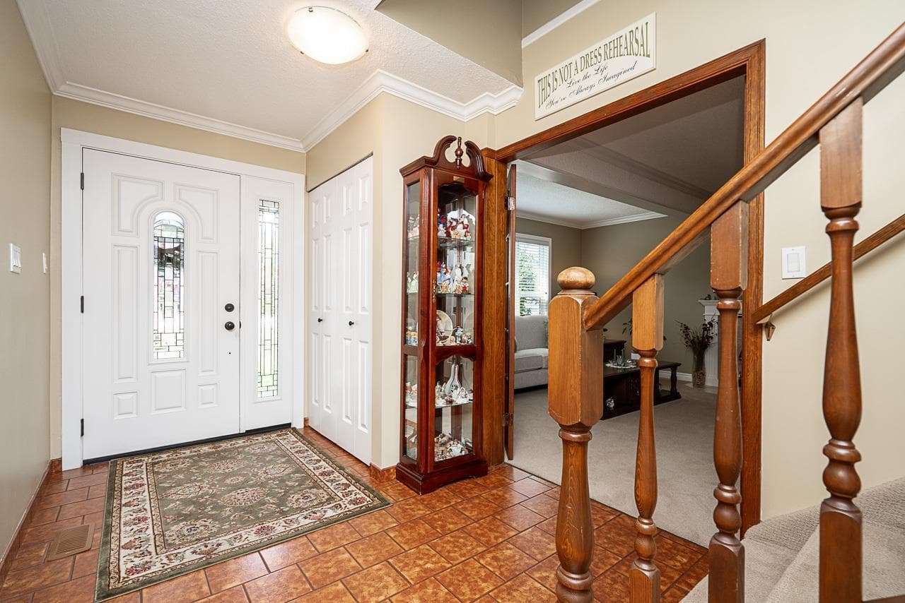 20085 50a Avenue, Langley, V3A 7H8 — photo 4