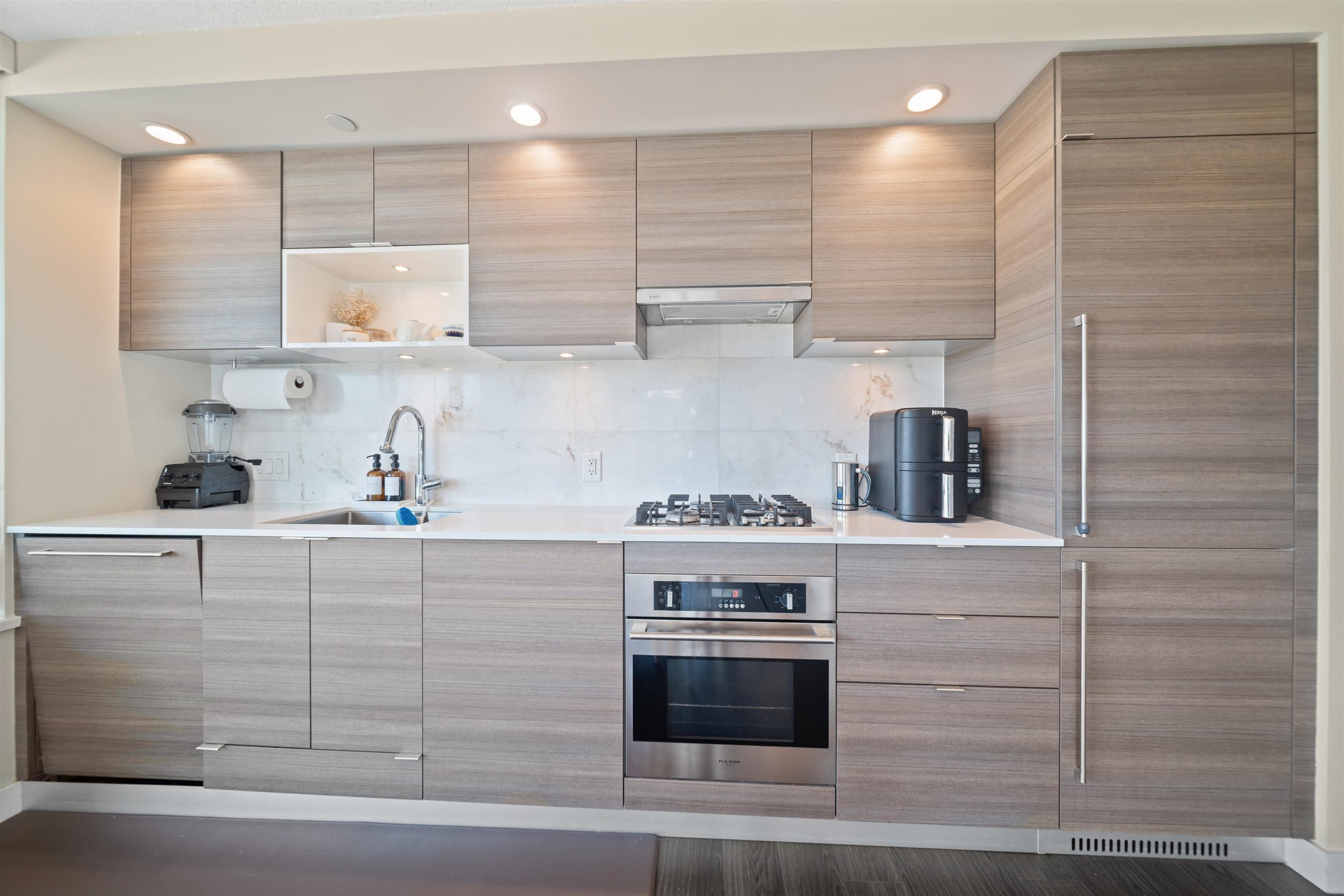602 - 602 Como Lake Avenue, Coquitlam, V3J 0G2 — photo 4