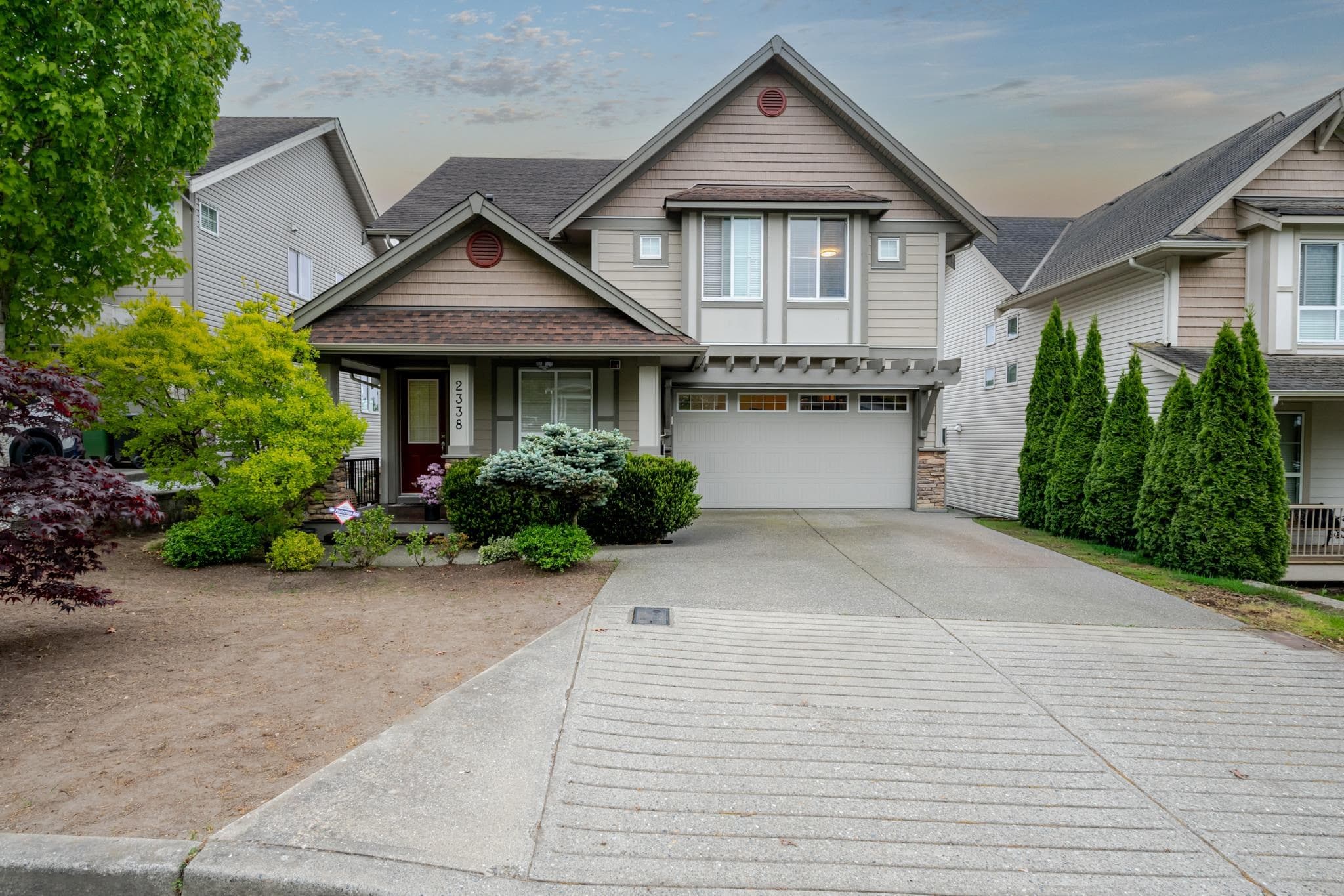 2338 Chardonnay Lane, Abbotsford, V4X 0A6 — photo 1