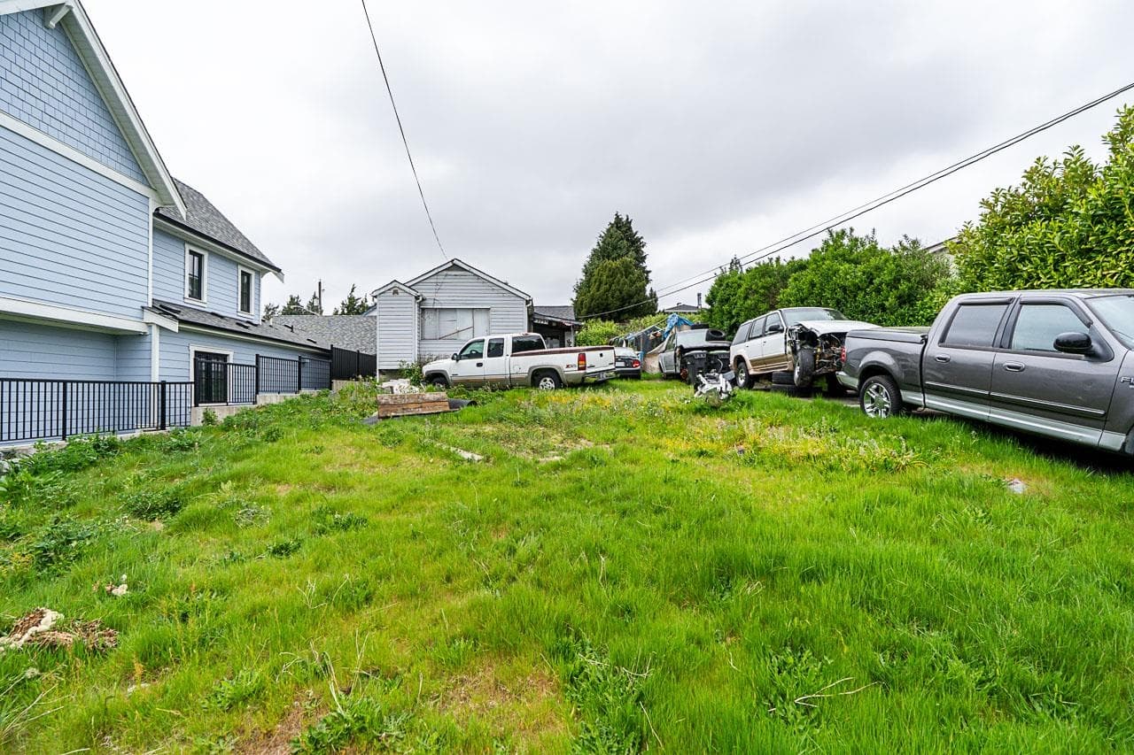 2235 Edinburgh Street, New Westminster, V3M 2Y2 — photo 3