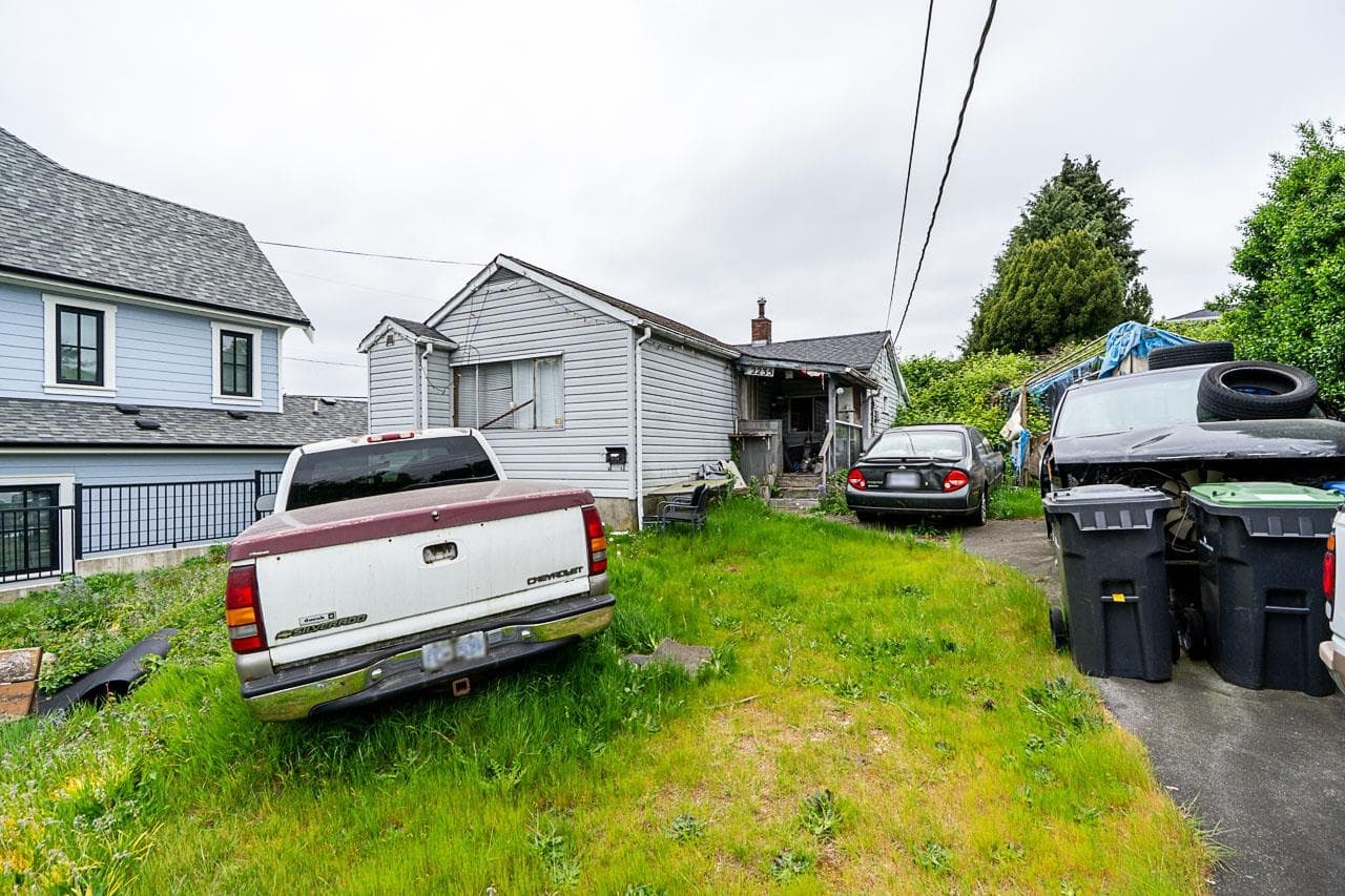 2235 Edinburgh Street, New Westminster, V3M 2Y2 — photo 4
