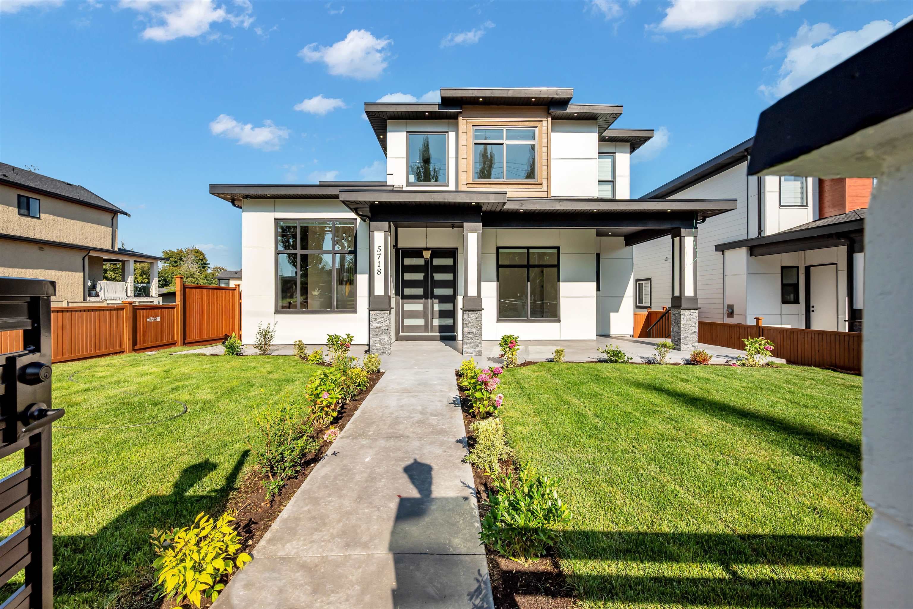 5718 144 Street, Surrey, V3X 1A7 — photo 1