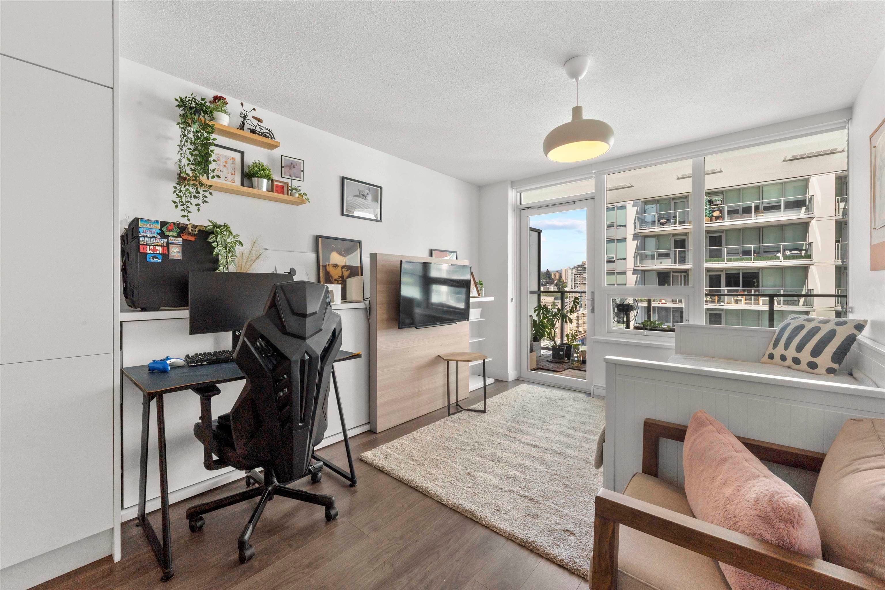 1906 - 988 Quayside Drive, New Westminster, V3M 0L5 — photo 4