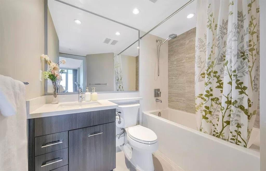 2301 - 4189 Halifax Street, Burnaby, V5C 0H9 — photo 4