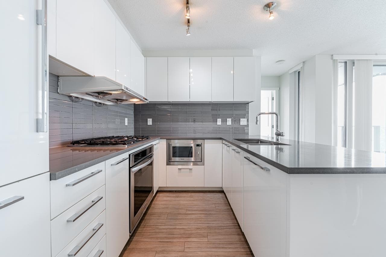 1005 - 6658 Dow Avenue, Burnaby, V5H 0C7 — photo 5