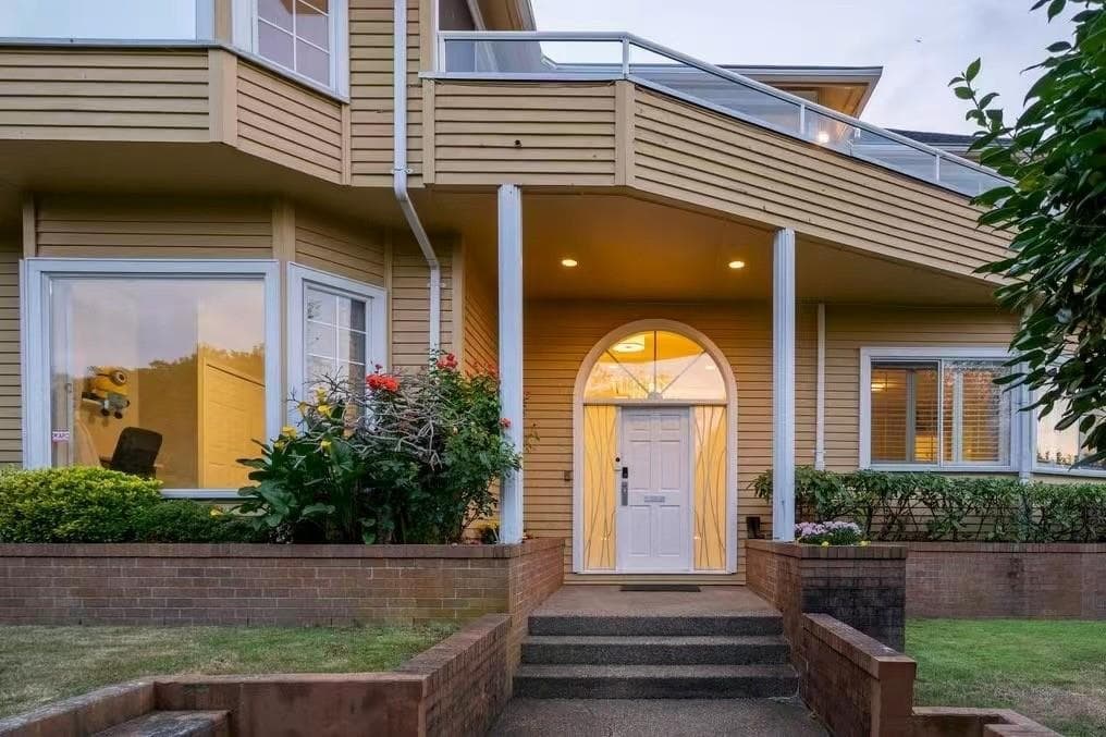 3655 Quesnel Drive, Vancouver, V6L 3E6 — photo 2