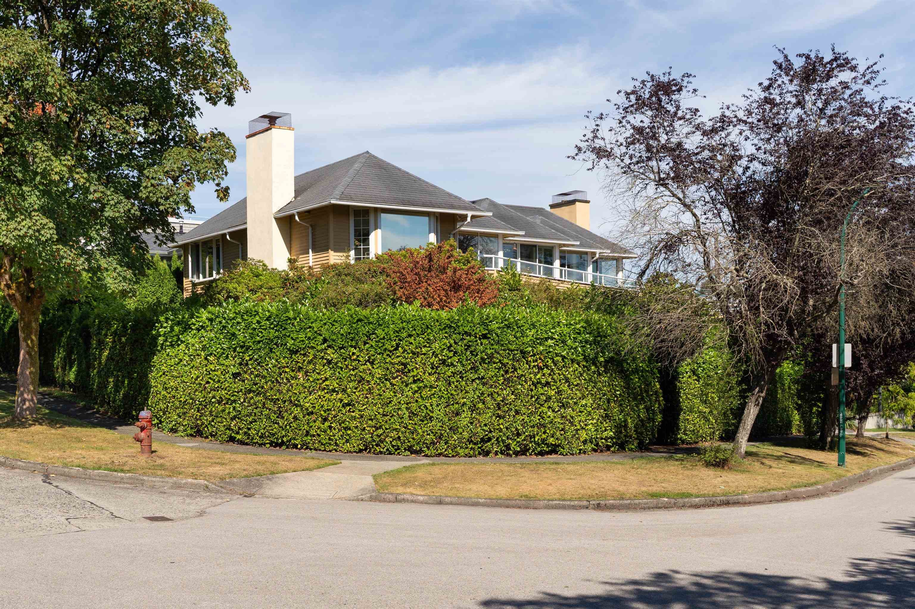 3655 Quesnel Drive, Vancouver, V6L 3E6 — photo 3