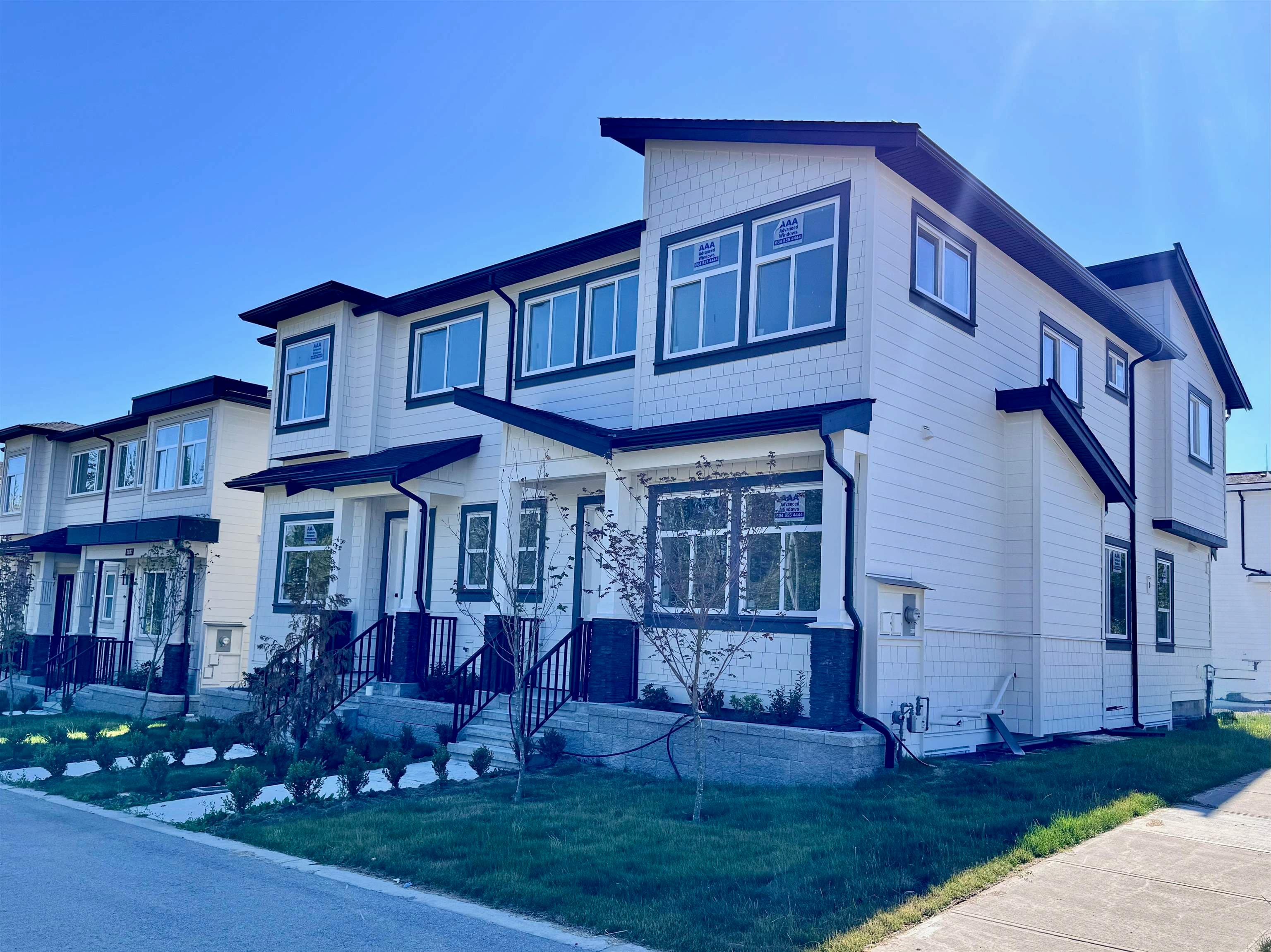 2041 168 Street, Surrey, V3Z 1H1 — photo 1