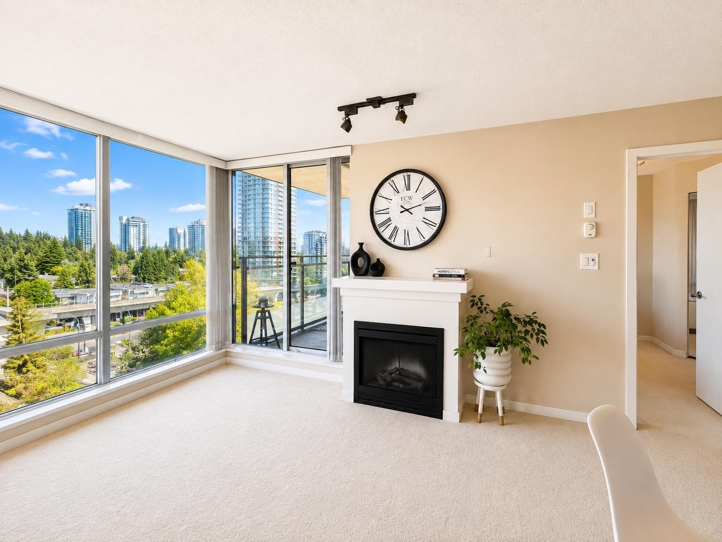909 - 9888 Cameron Street, Burnaby, V3J 0A4 — photo 5