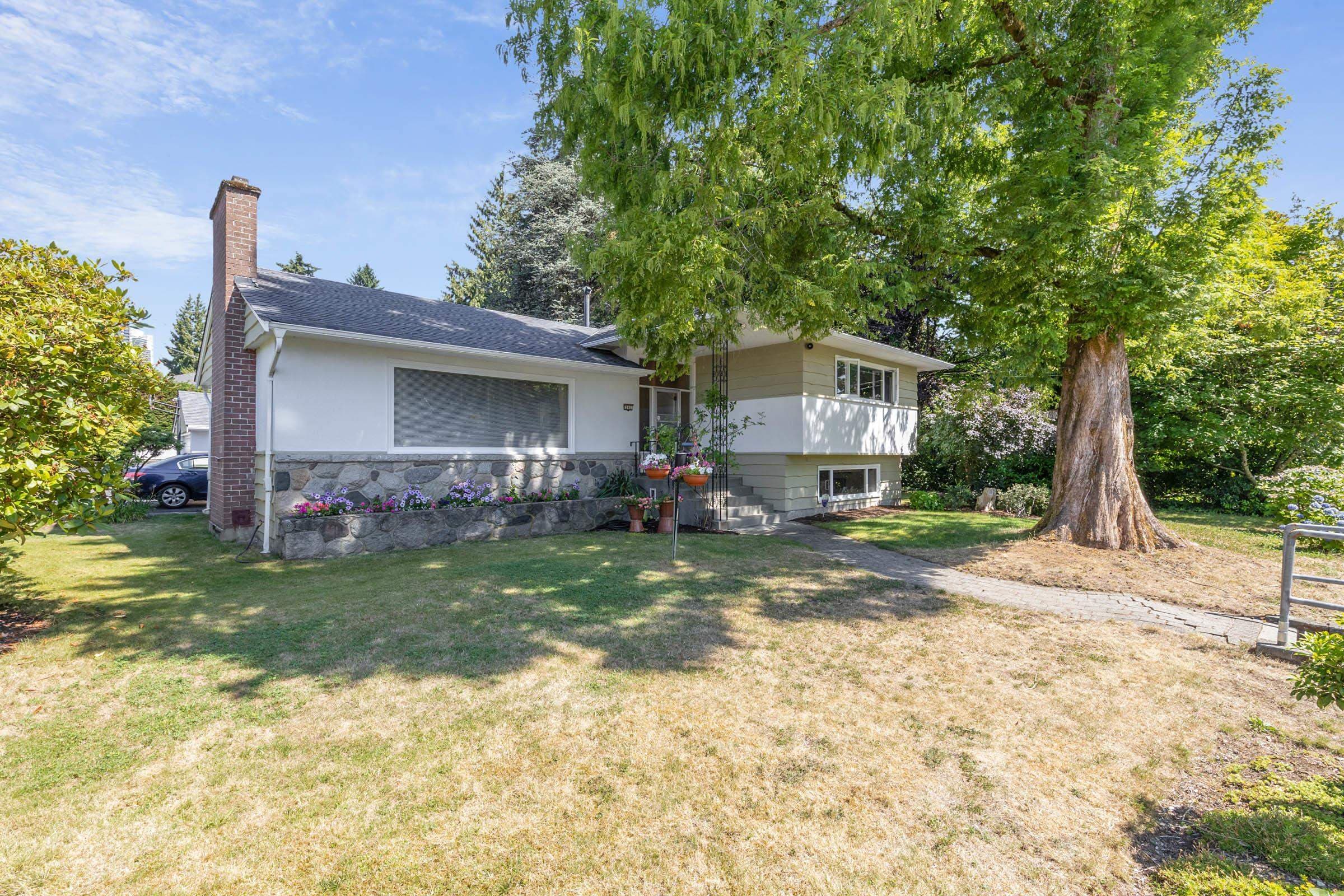 541 Cochrane Avenue, Coquitlam